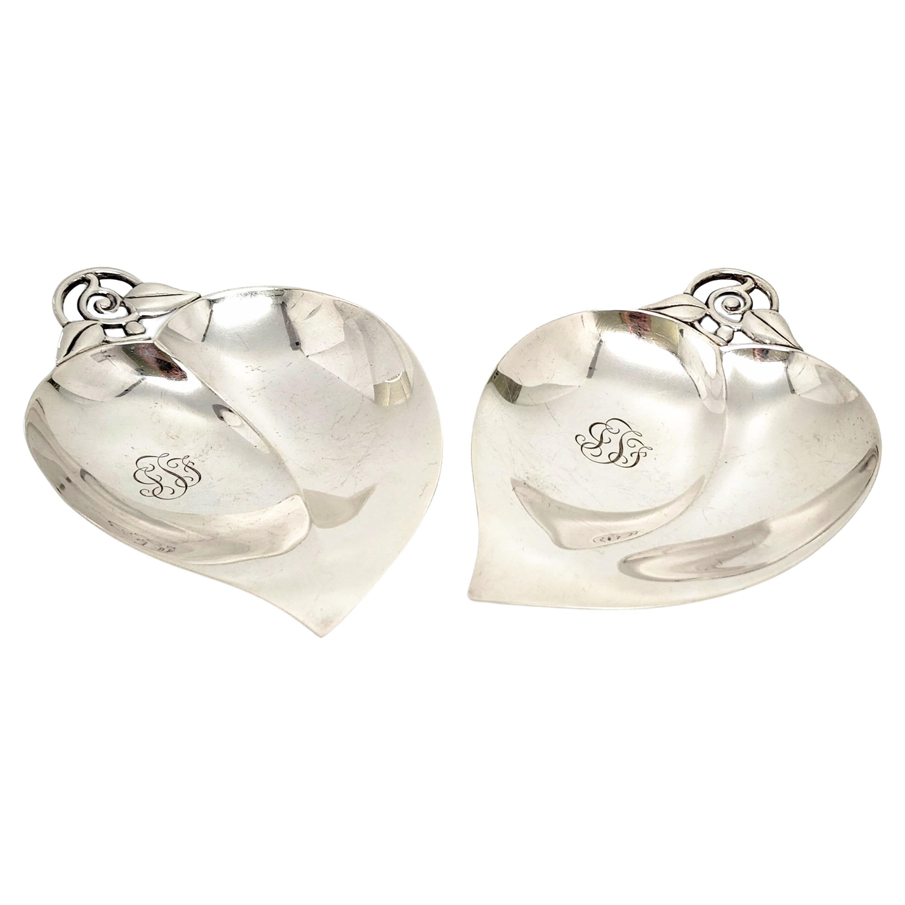 Lot de 2 bols Tiffany & Co en argent sterling en forme de cœur/pomme avec monogramme