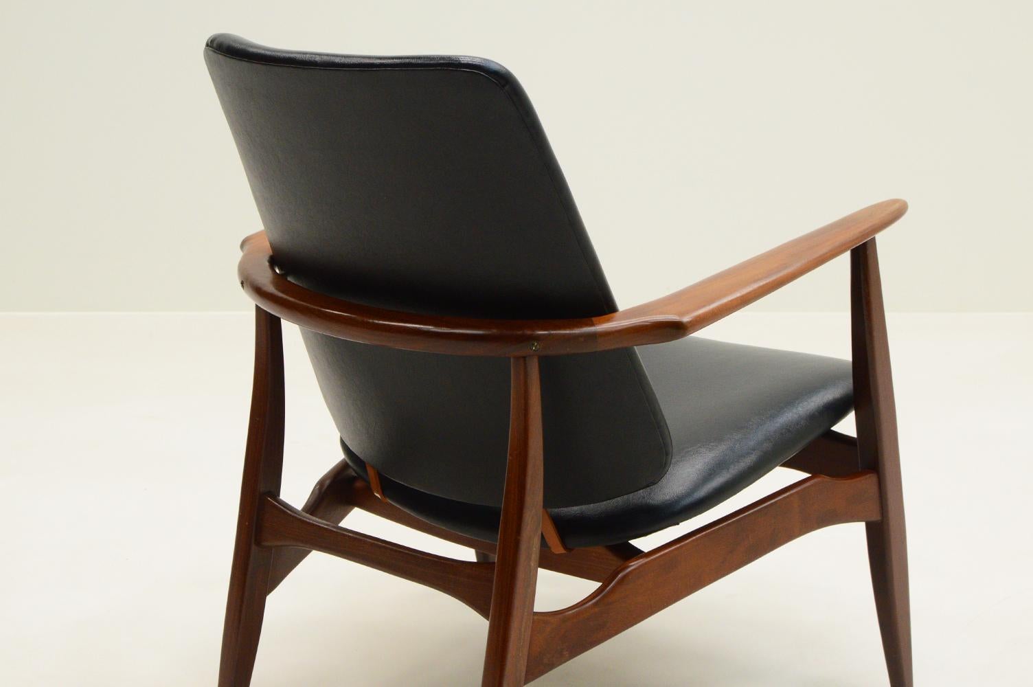 Mid-20th Century Set of 2 “Tolga” chairs by Louis van teeffelen for Wébé, 1950s The Netherlands.