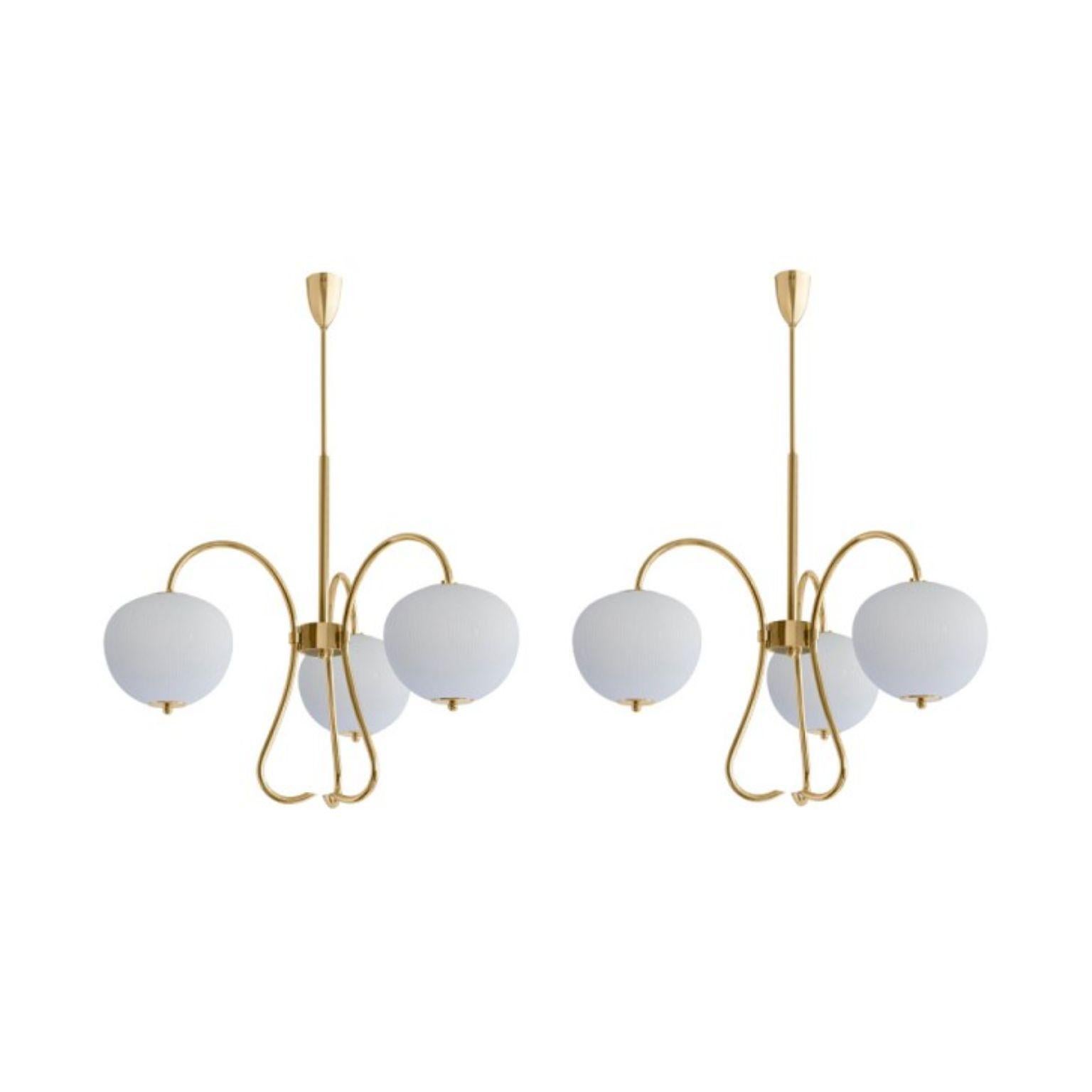 Triple chandelier china 03 by Magic Circus Editions
Dimensions: H 120 x W 81.5 x D 26.2 cm
Materials: Brass, mouth blown glass sculpted with a diamond saw
Colour: rich grey

Available finishes: Brass, nickel
Available colours: enamel soft