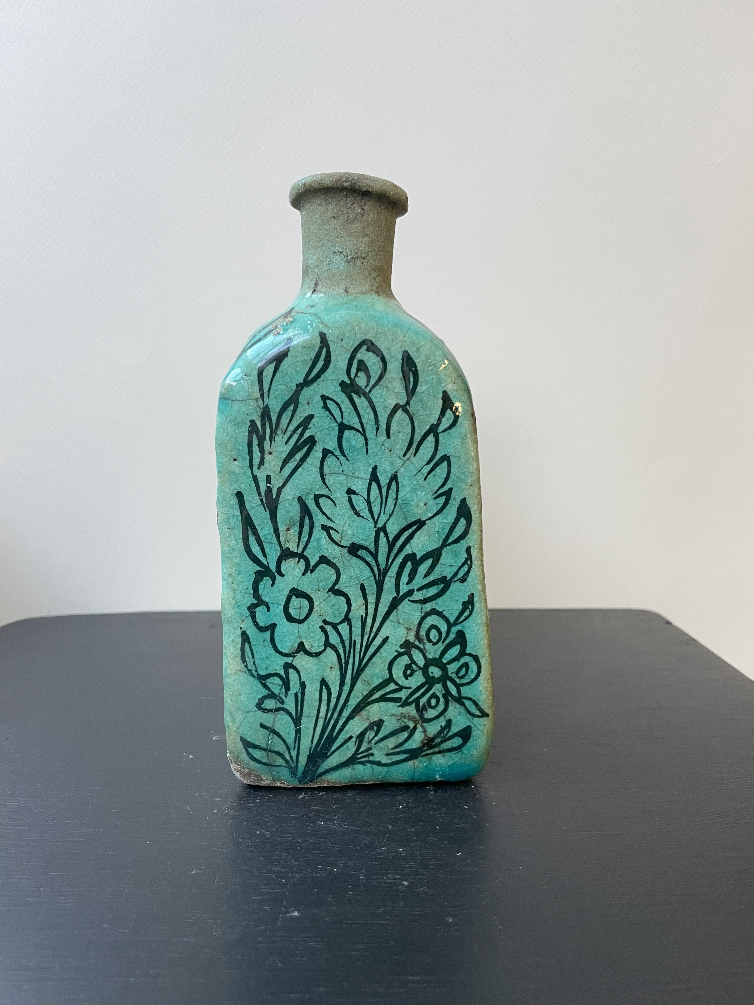 Set of 2 Turquoise Triangular Vases #1 and #2 For Sale 2