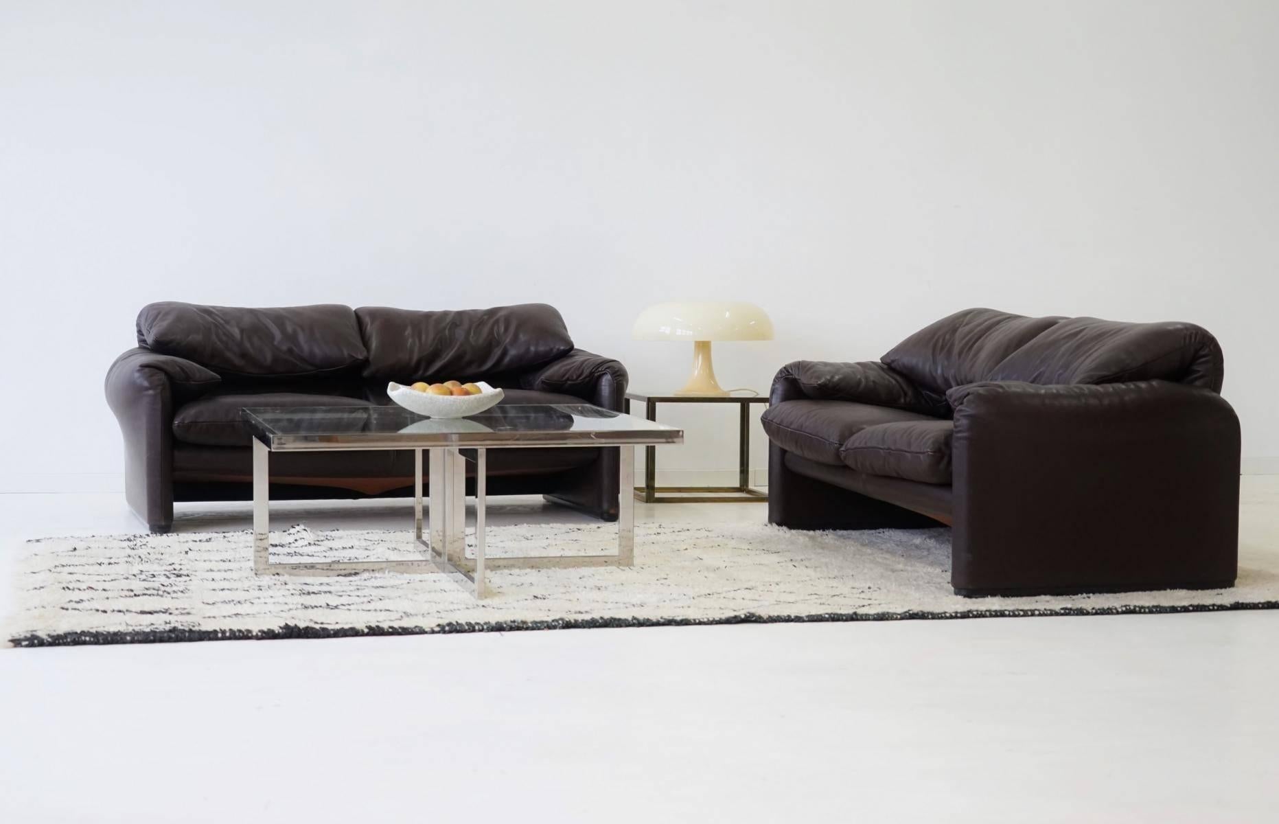 Set of two two-seat Maralunga Cassina Vico Magestretti design function canapé couch

