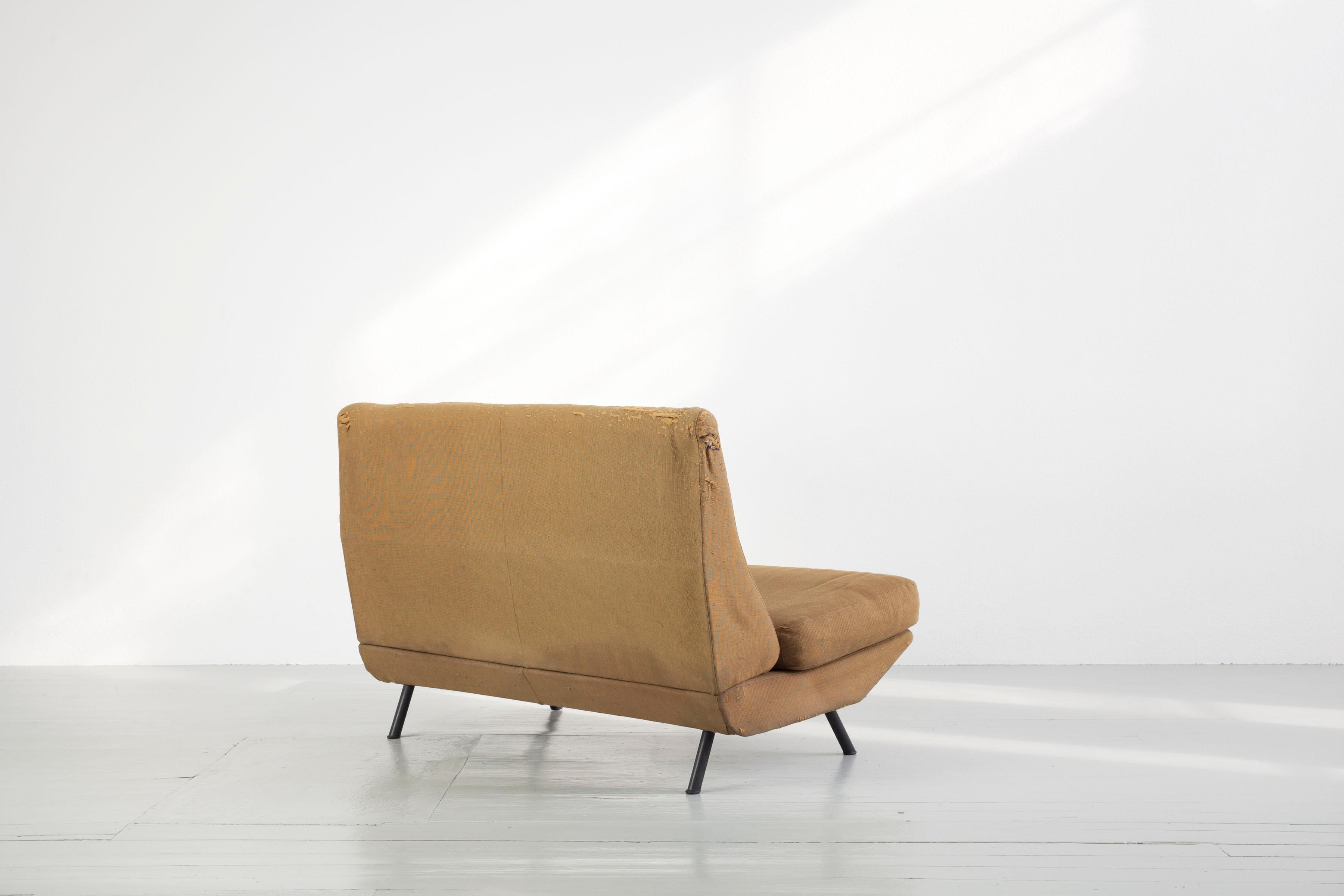 Set of 2 Two - Seater Sofas 
