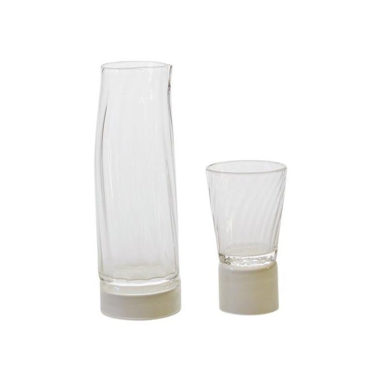 Ensemble de 2 carafes et verres uniques en verre de l'Atelier George en vente