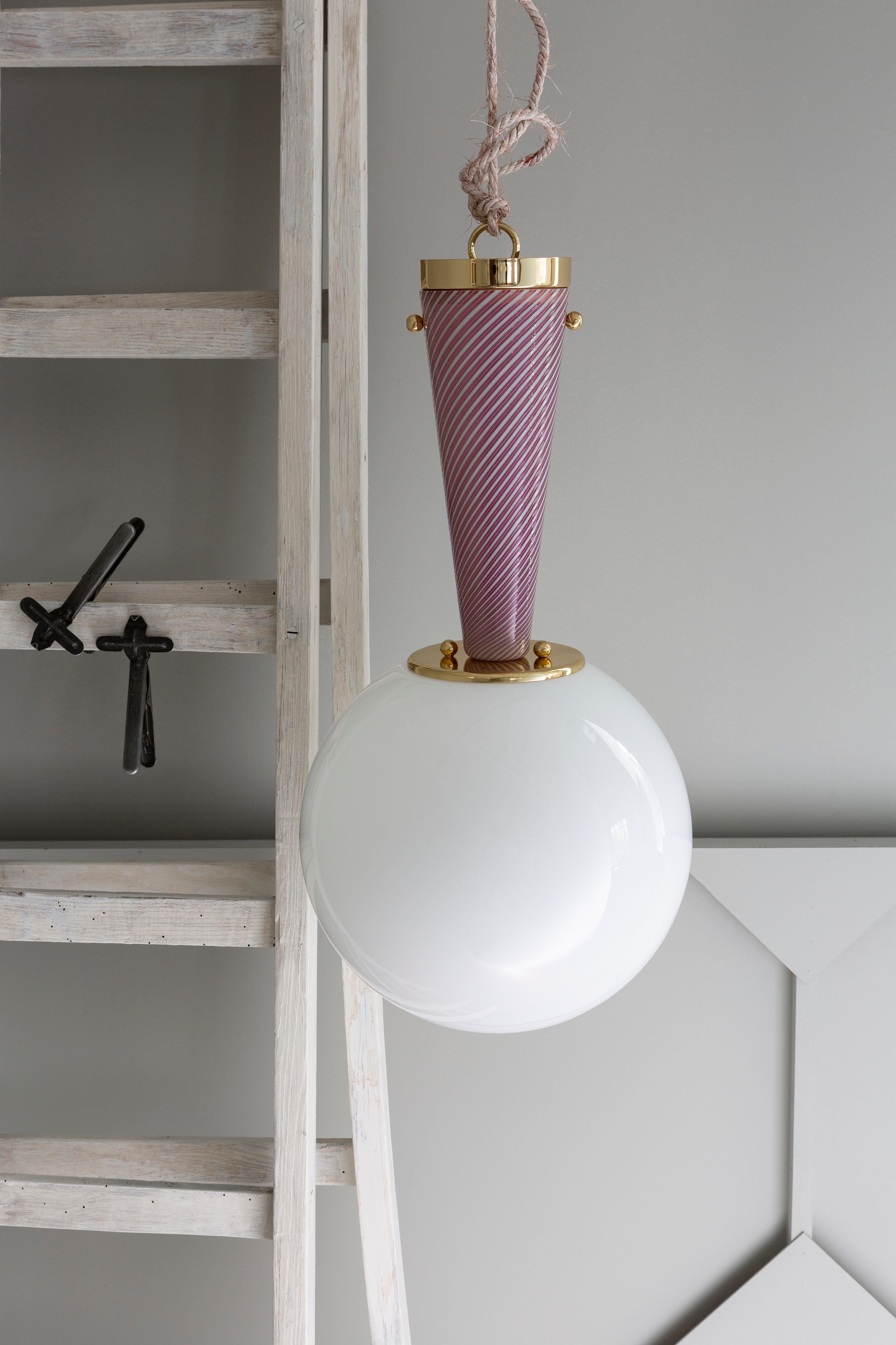 Set of 2 upside down pendant lamp 30 by Magic Circus Editions
Dimensions: Ø 30 x W 30 x H 57.9 cm
Materials: Brass, mouth blown glass
Available finishes: Lacquered polished brass / nickel
Available colours: Blu Senza Tempo, Verde Immaginario,