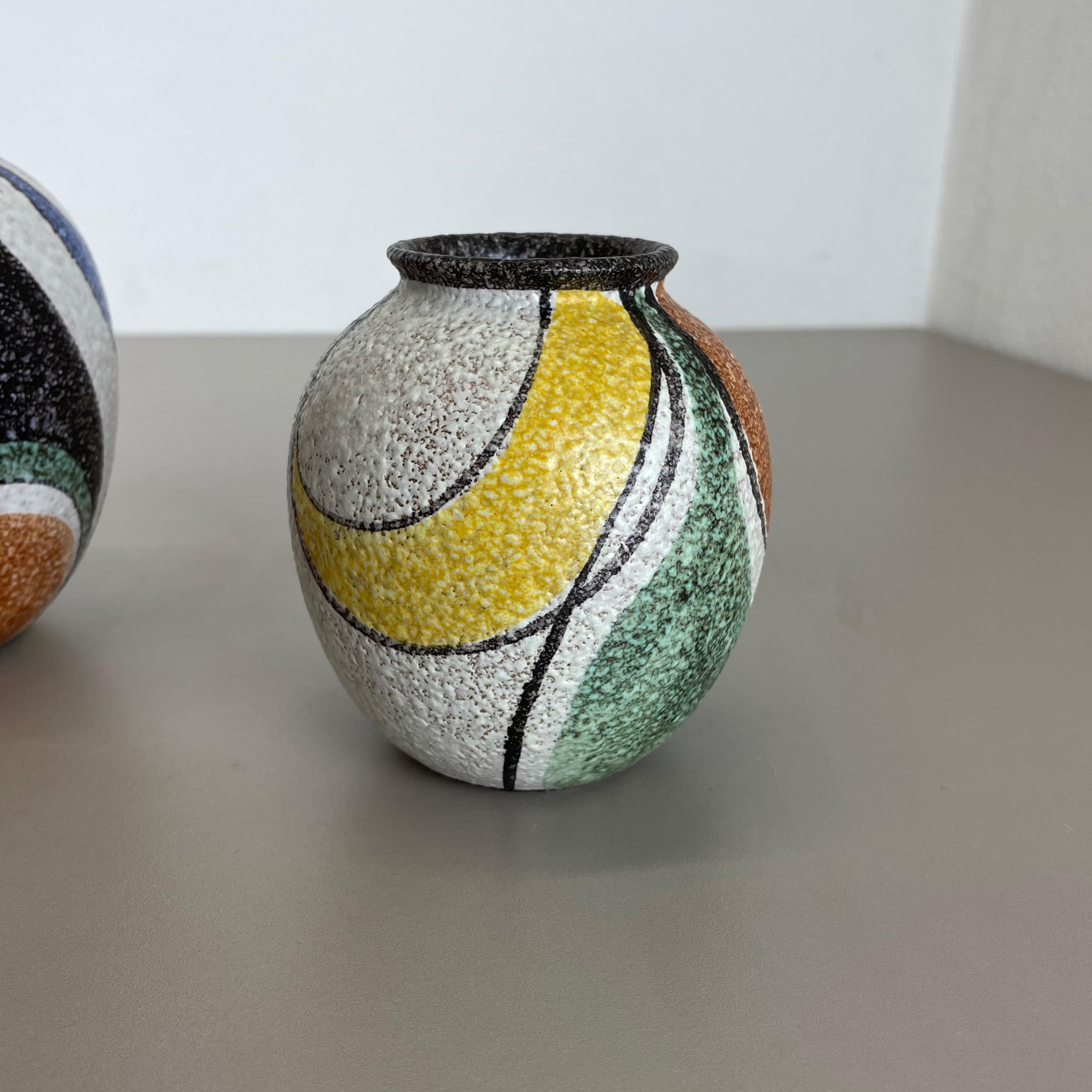 Set of 2 Vases 