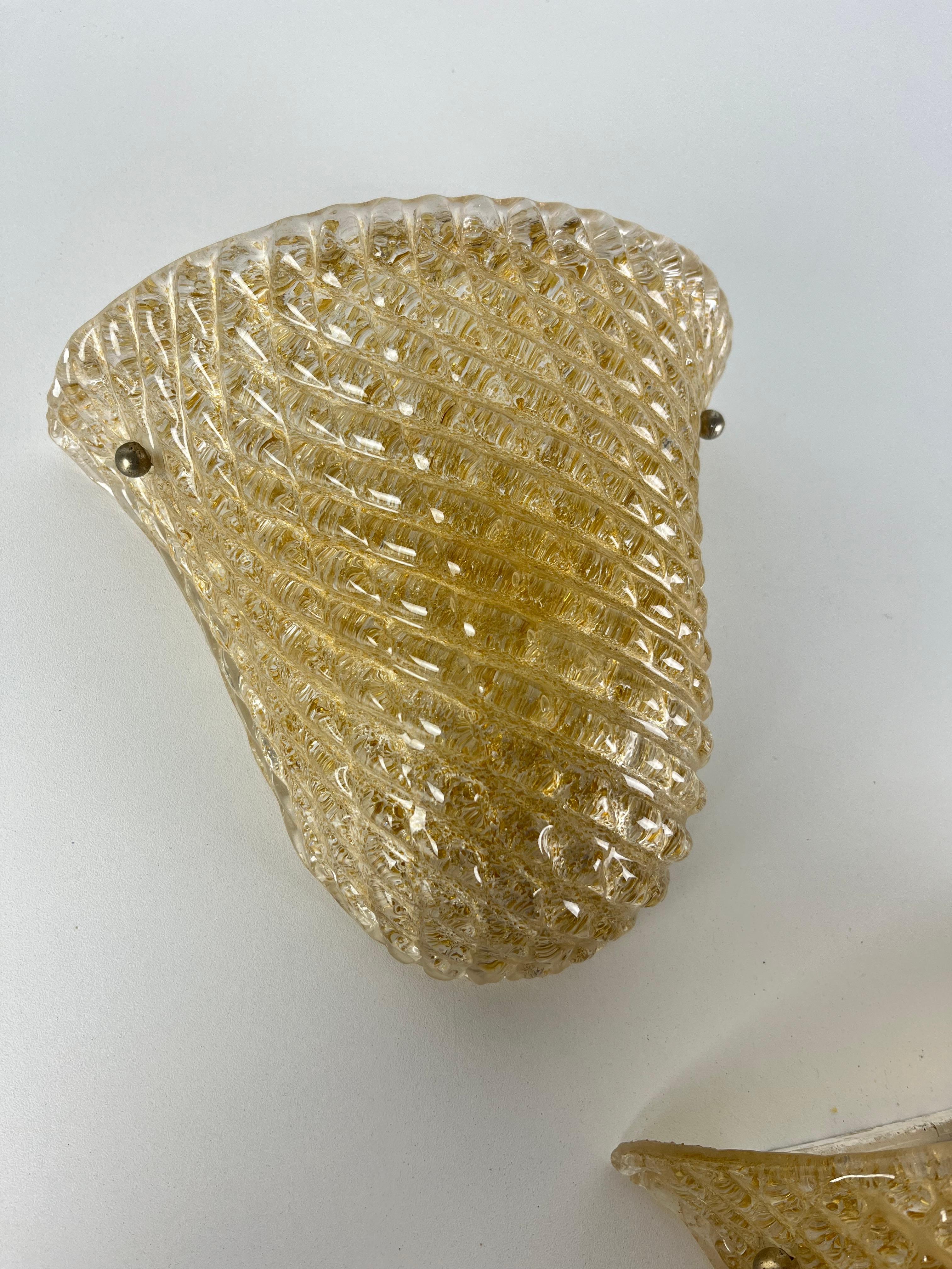 Juego de 2 Lámparas de Pared Venecianas de Cristal Rostrato de Murano Atribuidas a Venini, 1950 en Bueno estado para la venta en Palermo, IT