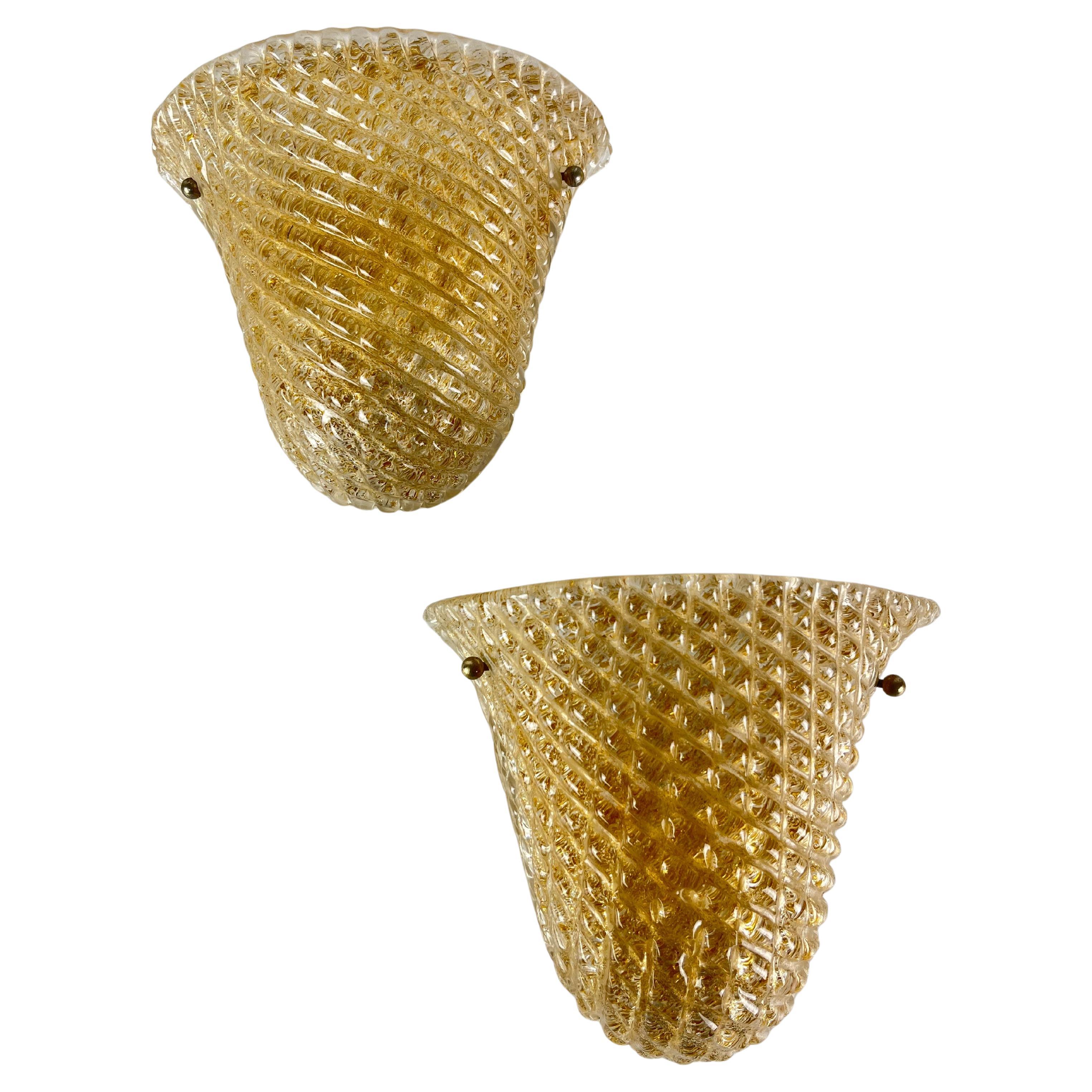 Set of 2 Venetian Wall Lamps in Murano Rostrato Glass Attributed to Venini, 1950