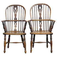 Set of 2 very charming Used English highback Windsor dining chairs