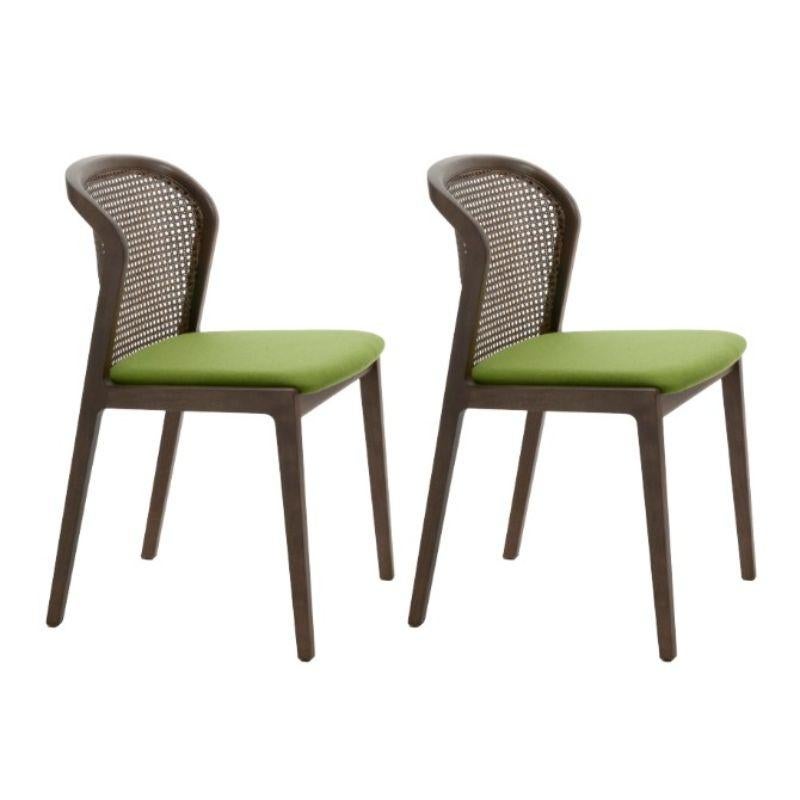 Set of 2, vienna chair, canaletto, nord wool acid green by Colé Italia with Emmanuel Gallina
Dimensions: H 78, W 48, D 50 cm
Materials: Stained beech wood chair with straw back and upholstered seat
Wood stained finishing: CA Canaletto; WE Wengé;