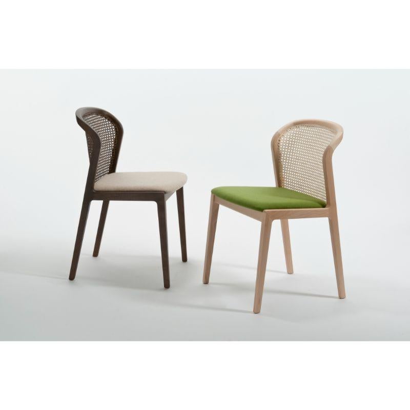 Set of 2, vienna chair, canaletto beige & beech wood green by Colé Italia with Emmanuel Gallina
Dimensions: H 78, W 48, D 50 cm
Materials: Stained beech wood chair with straw back and upholstered seat (Nord Wool)
Wood stained finishing: CA