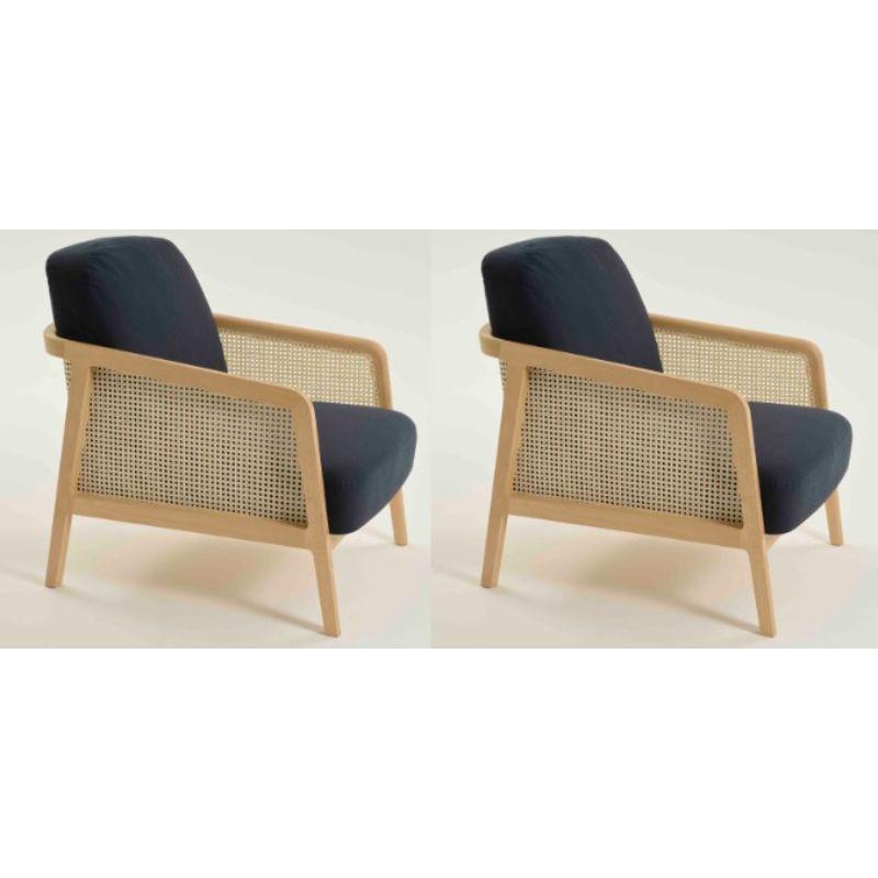 Set of 2, Vienna lounge beech blue by Colé Italia with Emmanuel Gallina
Dimensions: H 78, W 53, D 50 cm
Materials: Lounge armchair in natural beech wood and straw; upholstered seat and back.
Possibility to add a soft feather upholstered back