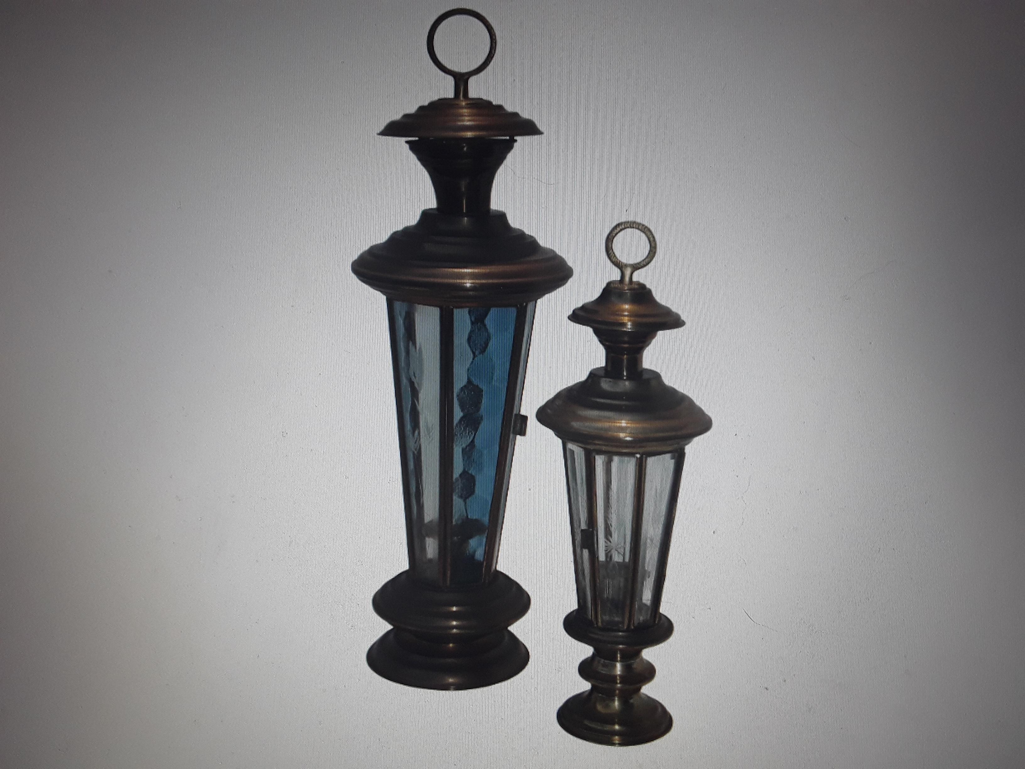 Set of 2 Vintage 1960's Candle Lit Lanterns For Sale 3