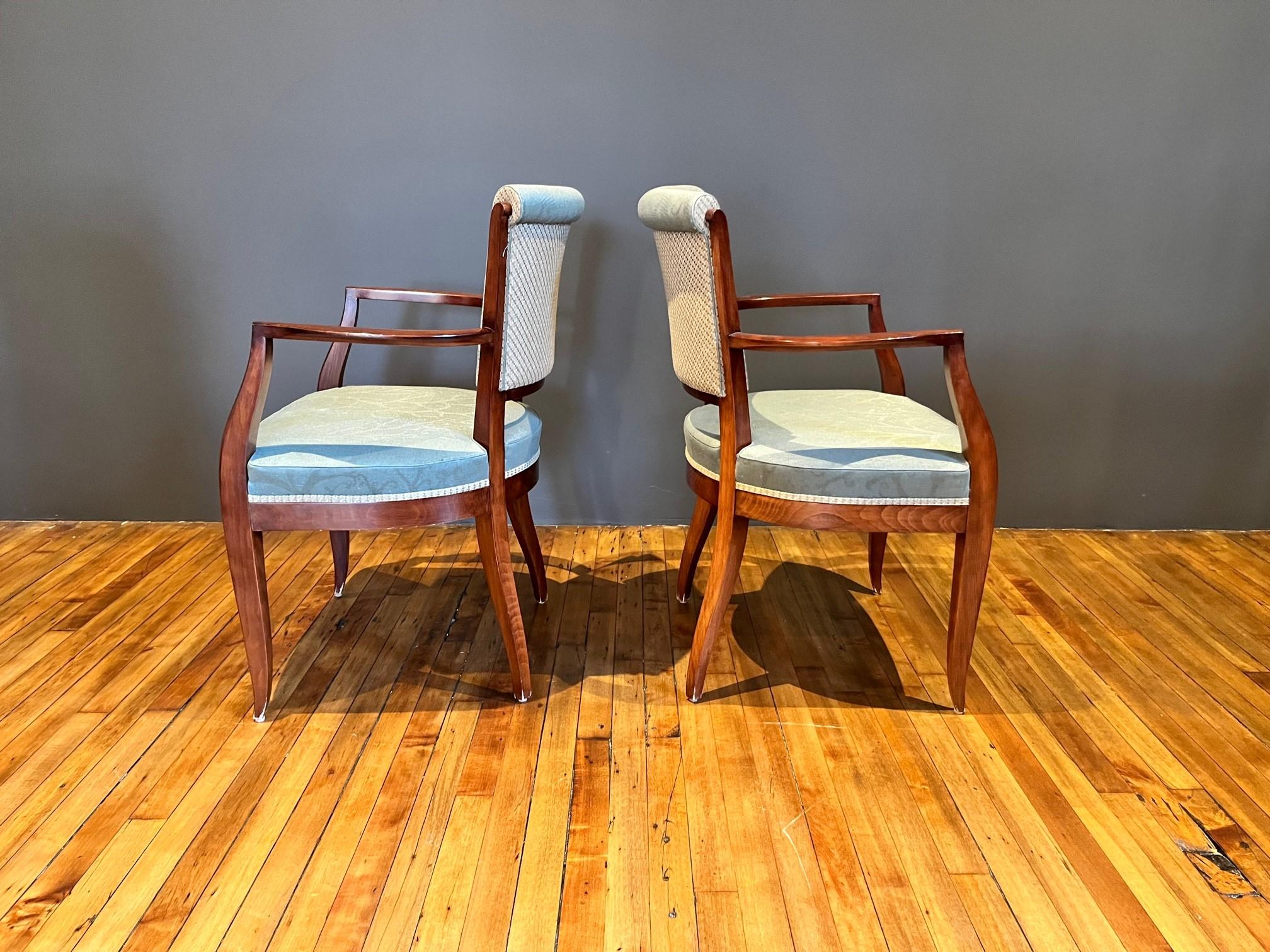Set of 2 Vintage Art Deco Dining Room Armchairs In Good Condition For Sale In New York, NY