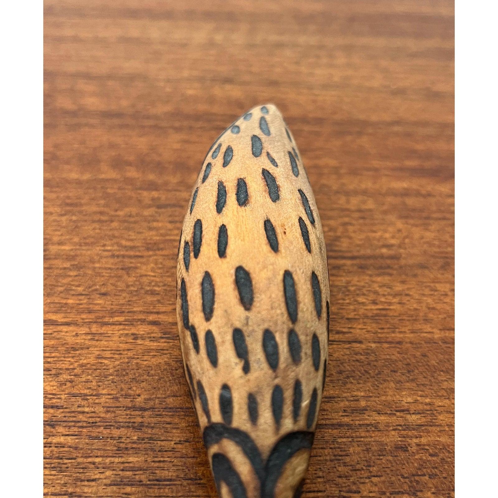 Set of 2 Vintage Australian Aboriginal Art Wood Carving Animal Figurines For Sale 8
