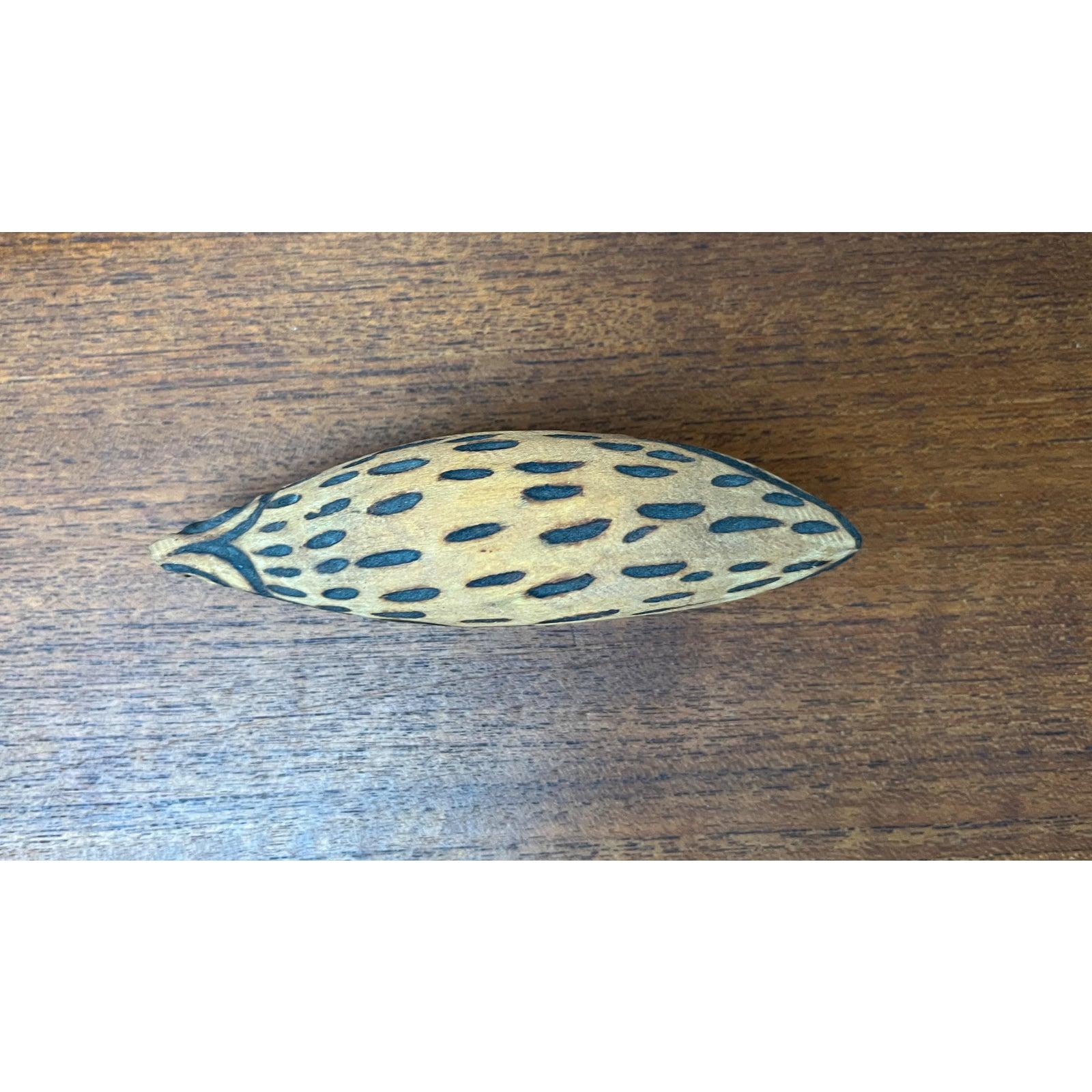 Set of 2 Vintage Australian Aboriginal Art Wood Carving Animal Figurines For Sale 3