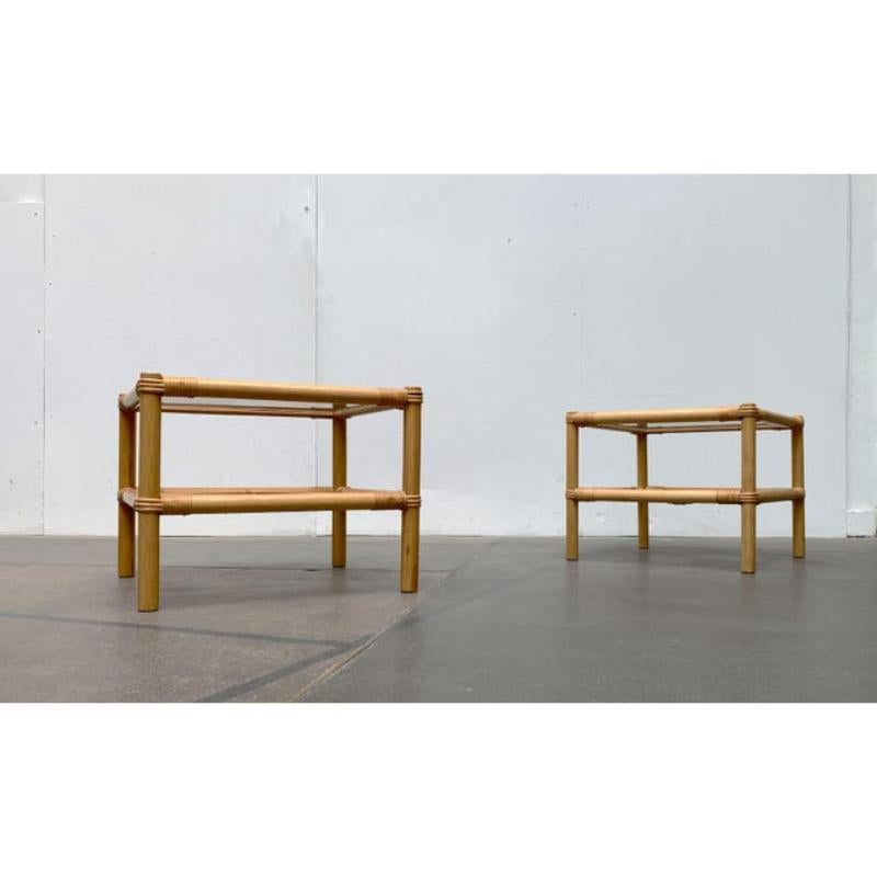 Ensemble de 2 tables d'appoint vintage en bambou et verre, années 1970 en vente 5