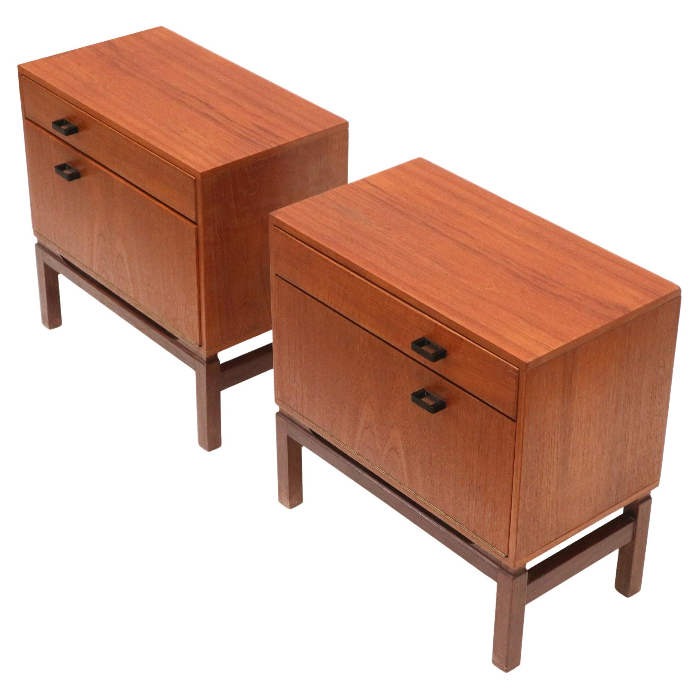 Set of 2 vintage bedside tables from the 1960s