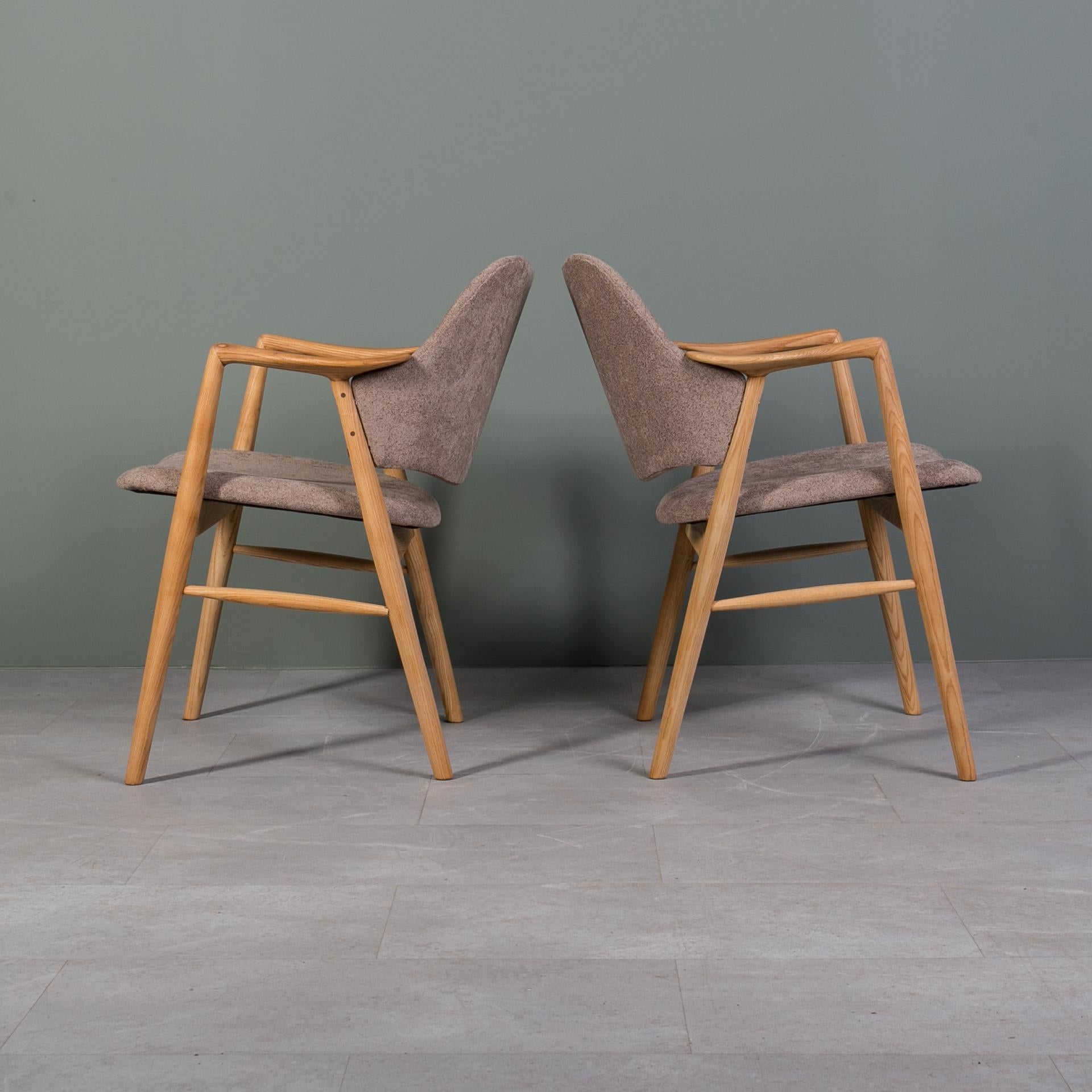 Set di 2 sedie d'epoca, Design scandinavo, Norvegia, anni '60, tappezzate In condizioni buone in vendita a Wrocław, Poland