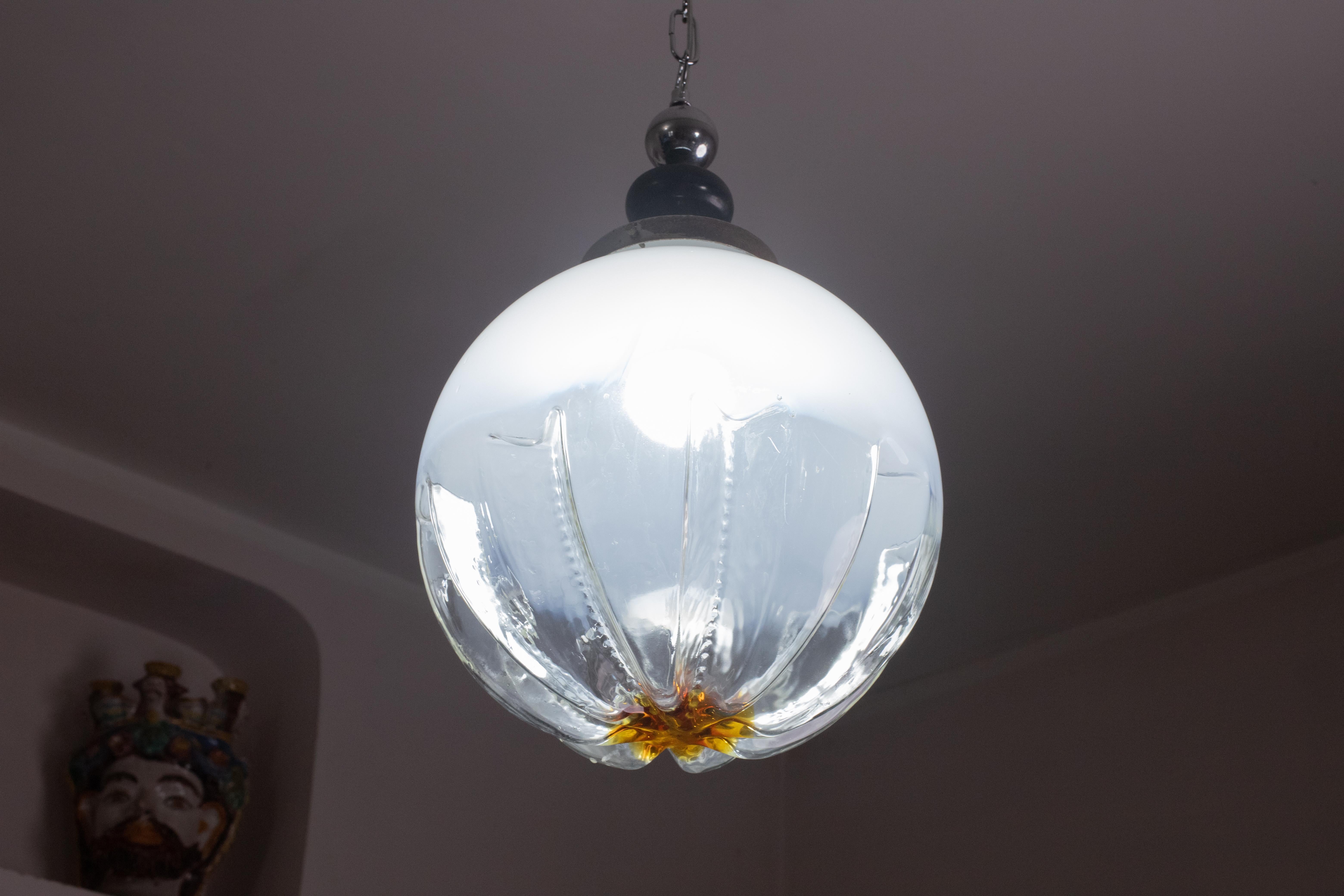Set di 2 lampadari vintage di Carlo Nason per Mazzega, anni '70 in vendita 7