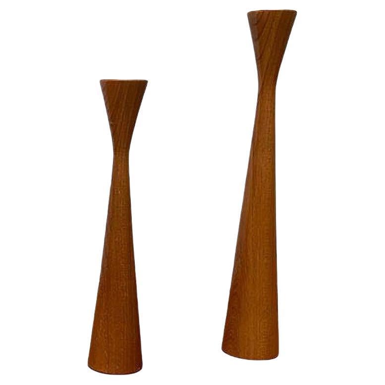 Juego de 2 candelabros vintage daneses de teca