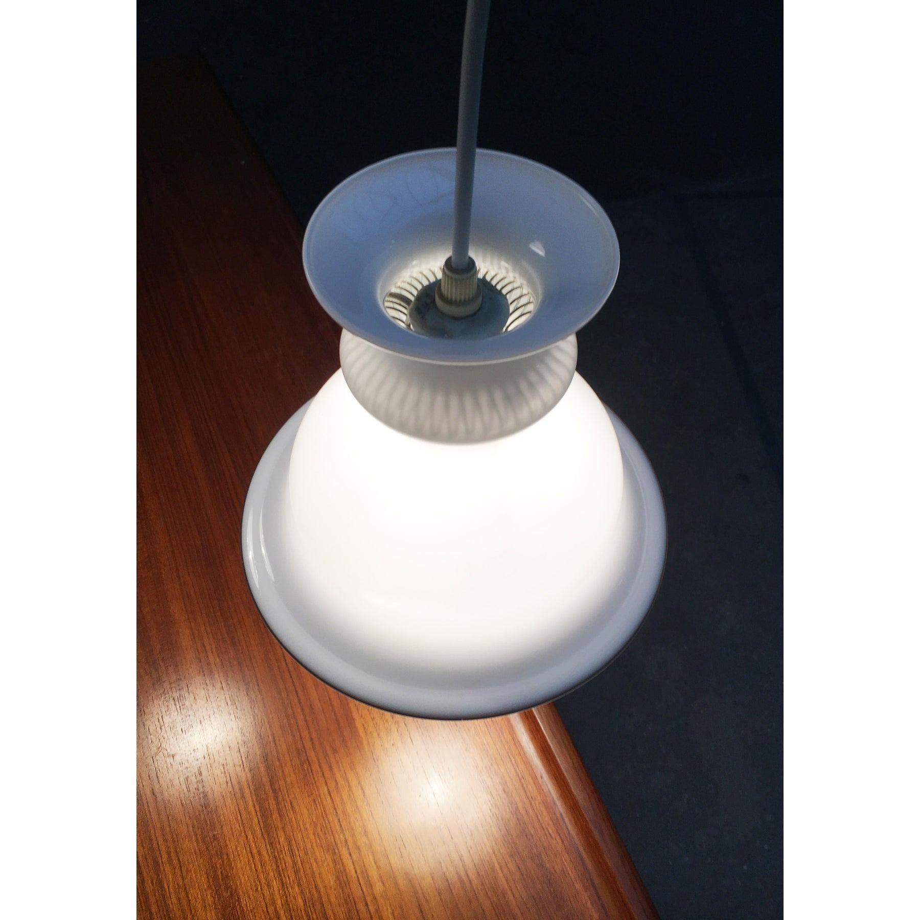Ensemble de 2 lampes suspendues danoises Tivoli par Sidse Werner, début des années 80 Bon état - En vente à Hamburg, DE