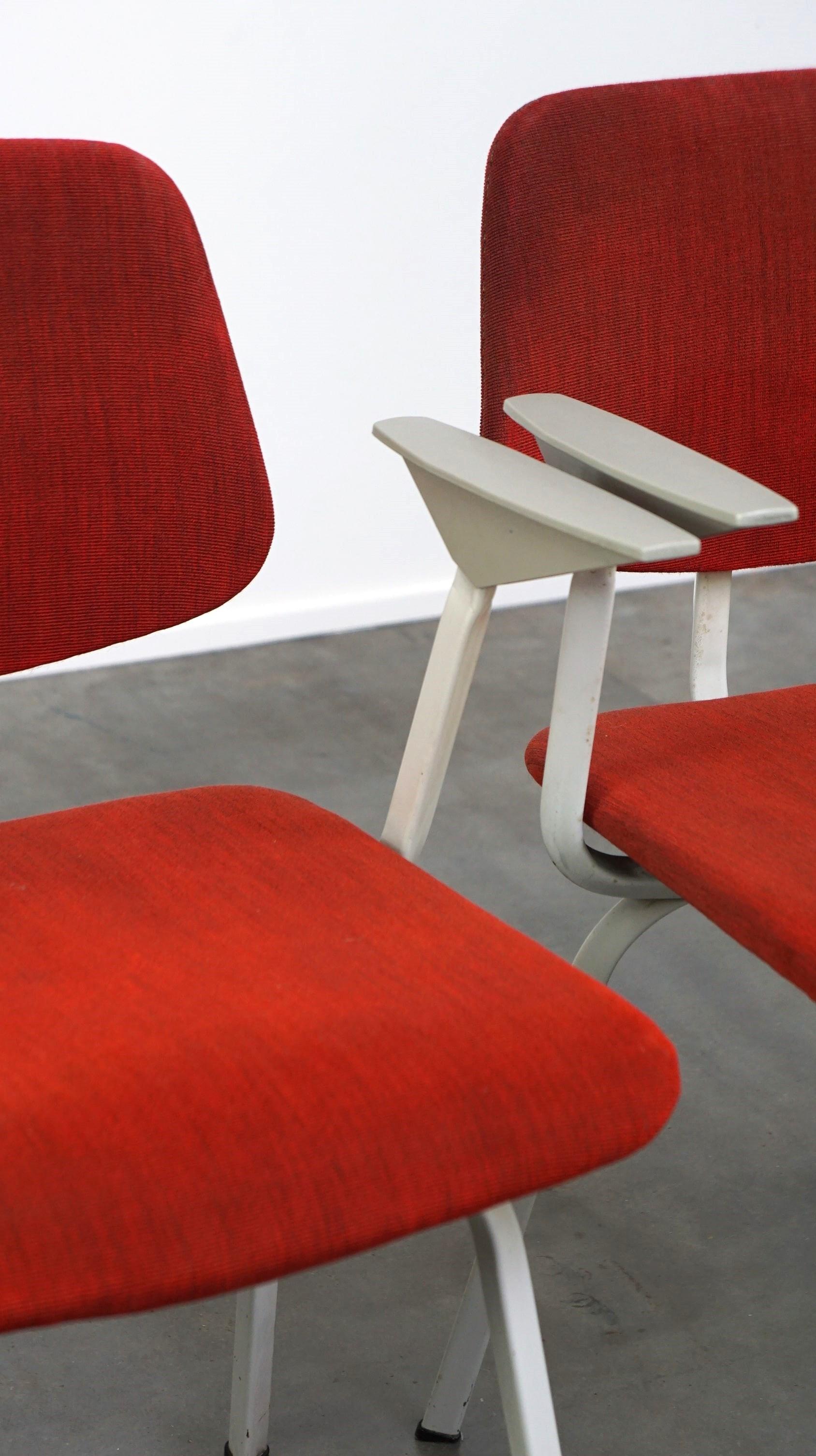 Set di 2 sedie di design vintage di Friso Kramer per Ahrend de Cirkel fine anni '60 in vendita 3