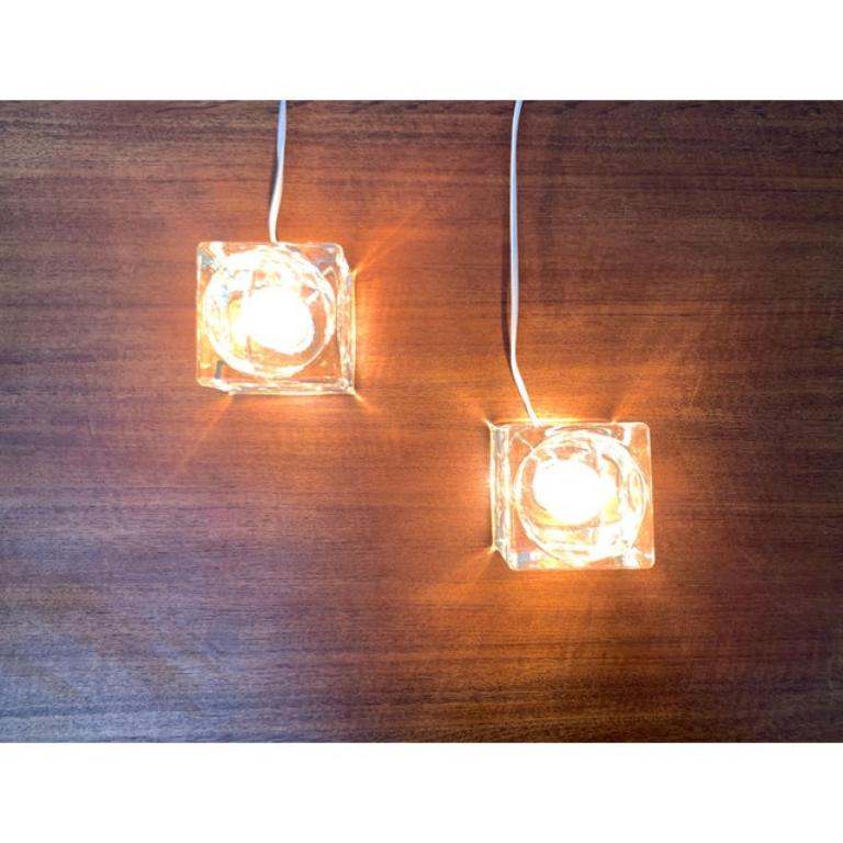 Allemand Ensemble de 2 lampes de bureau cubiques TA 14 en verre allemand de Peill & Putzler, années 70 en vente