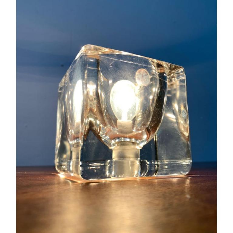 Ensemble de 2 lampes de bureau cubiques TA 14 en verre allemand de Peill & Putzler, années 70 Excellent état - En vente à Hamburg, DE