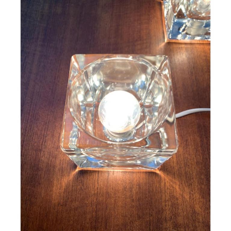 20ième siècle Ensemble de 2 lampes de bureau cubiques TA 14 en verre allemand de Peill & Putzler, années 70 en vente