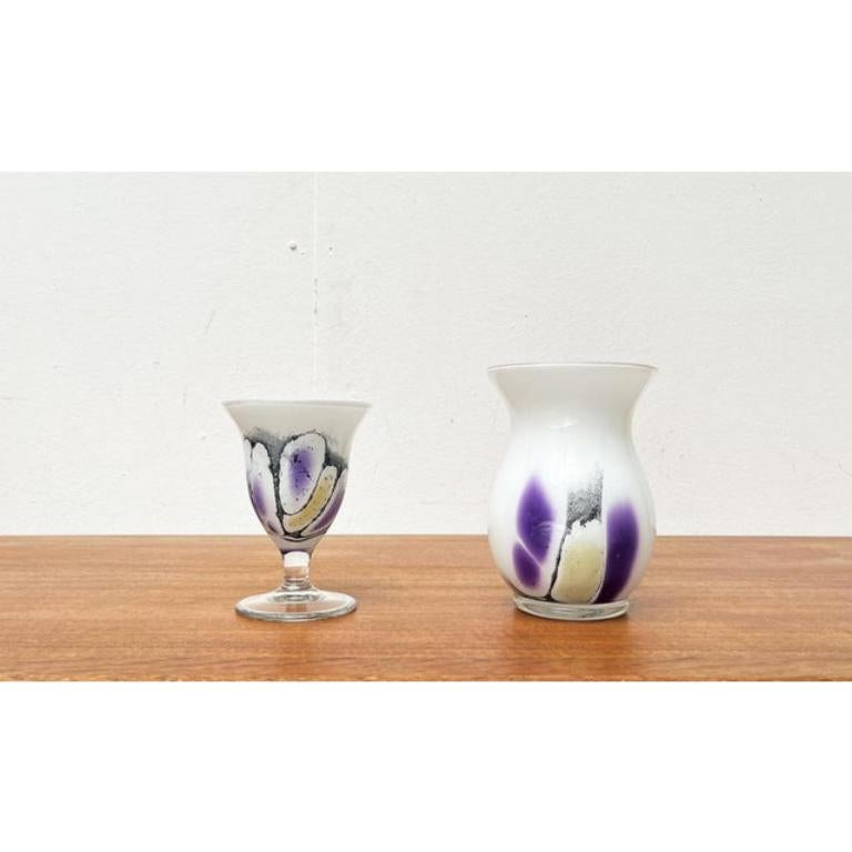 2er-Set Vase und Kelch aus deutschem Glas von Hans Jürgen Richartz, 1970er Jahre (Deutsch) im Angebot