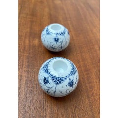Set von 2 handbemalten Vintage-Kerzenhaltern aus deutschem Porzellan