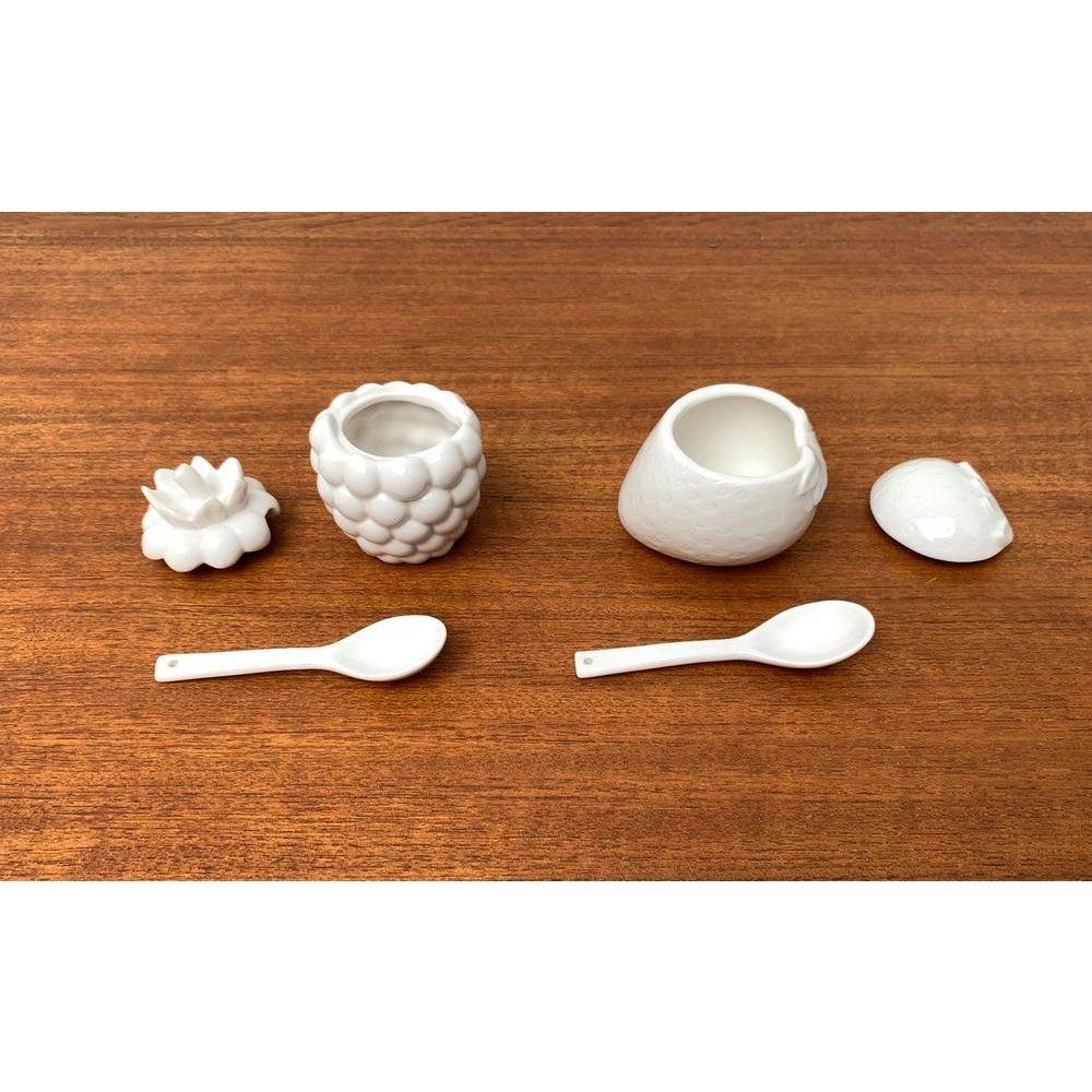 Set of 2 Vintage German Porcelain Jam Pot with Lid and Spoon, 1970s (Deutsch) im Angebot