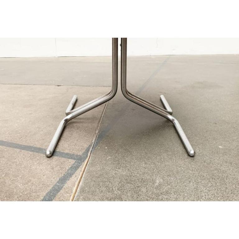 2er-Set Deutsche Space Age Seat 150 Stühle von Herbert Hirche, 1970er Jahre (Metall) im Angebot