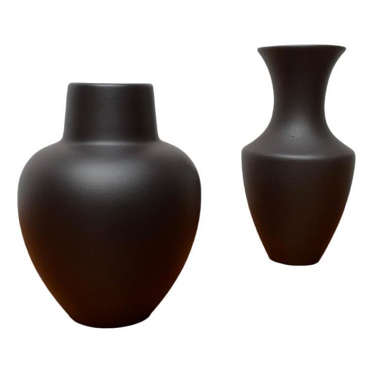 Set of 2 Vintage German Wormser Terra-Sigillata Pottery Vase