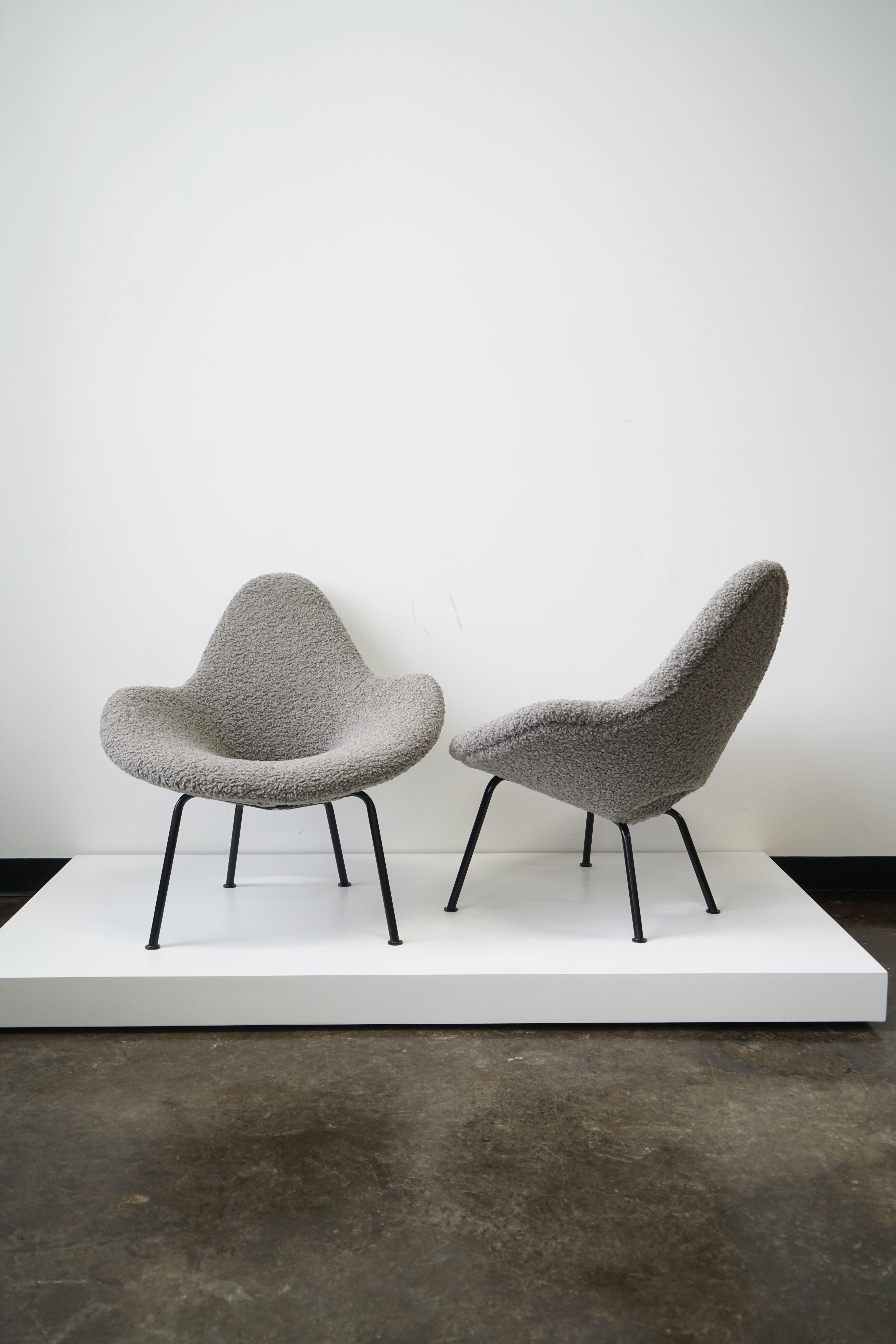 Set of 2 Vintage Grey Bouclé Lounge Chairs, Organic Womb Style Form 4