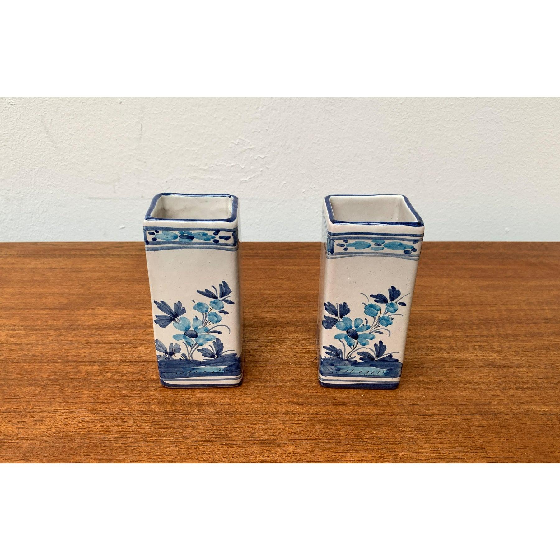 Ensemble de 2 vases italiens peints à la main de Larucci Italie, 1970 en vente 1