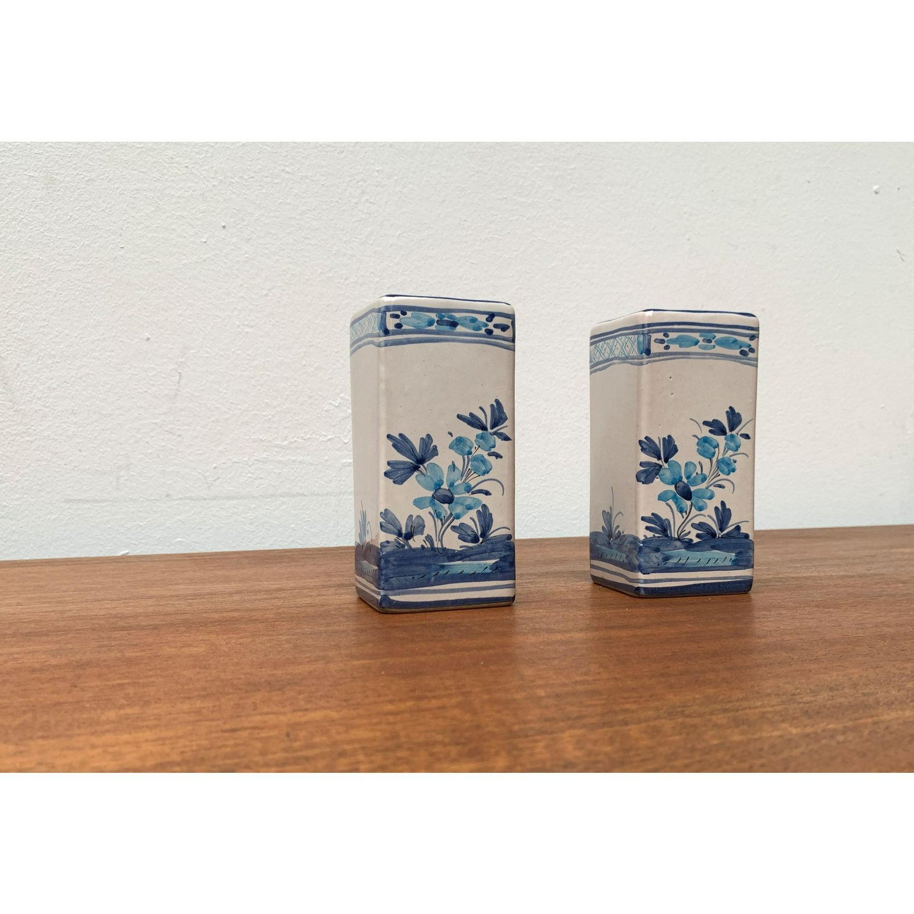 Ensemble de 2 vases italiens peints à la main de Larucci Italie, 1970 en vente 3