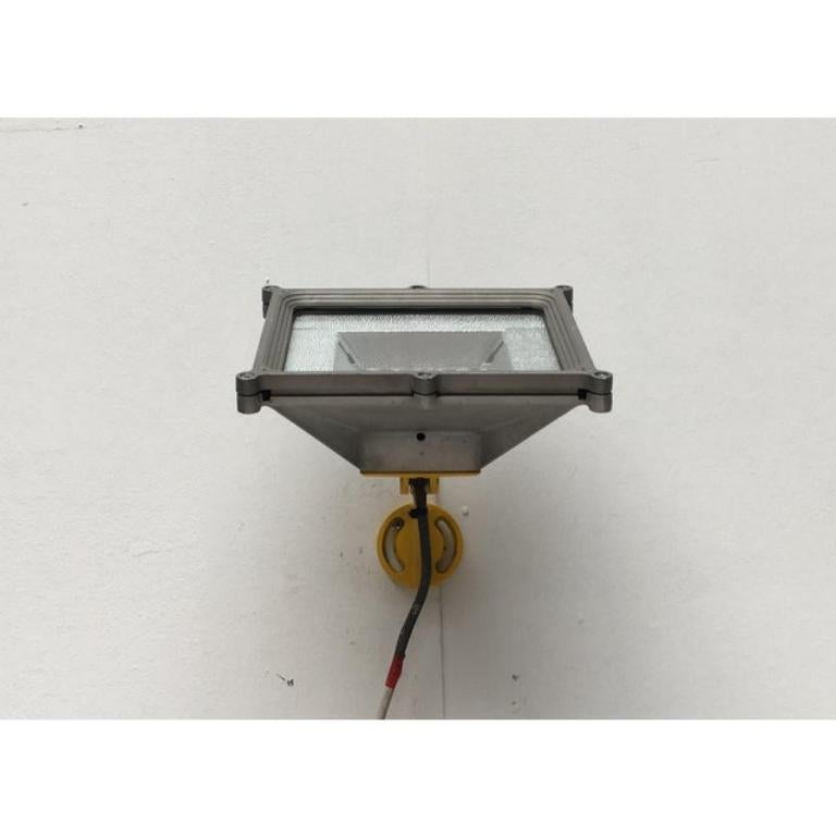 Set of 2 Vintage Italian Lingotto Sconces by Renzo Piano for iGuzzini, 1990s For Sale 1