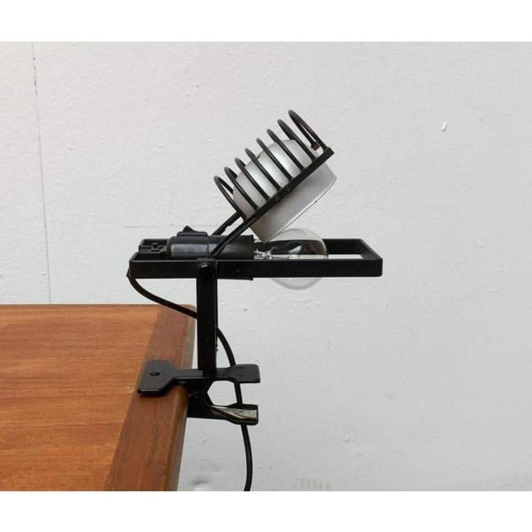 20ième siècle Ensemble de 2 lampes de bureau italiennes Sintesi Pinza par Ernesto Gismondi en vente