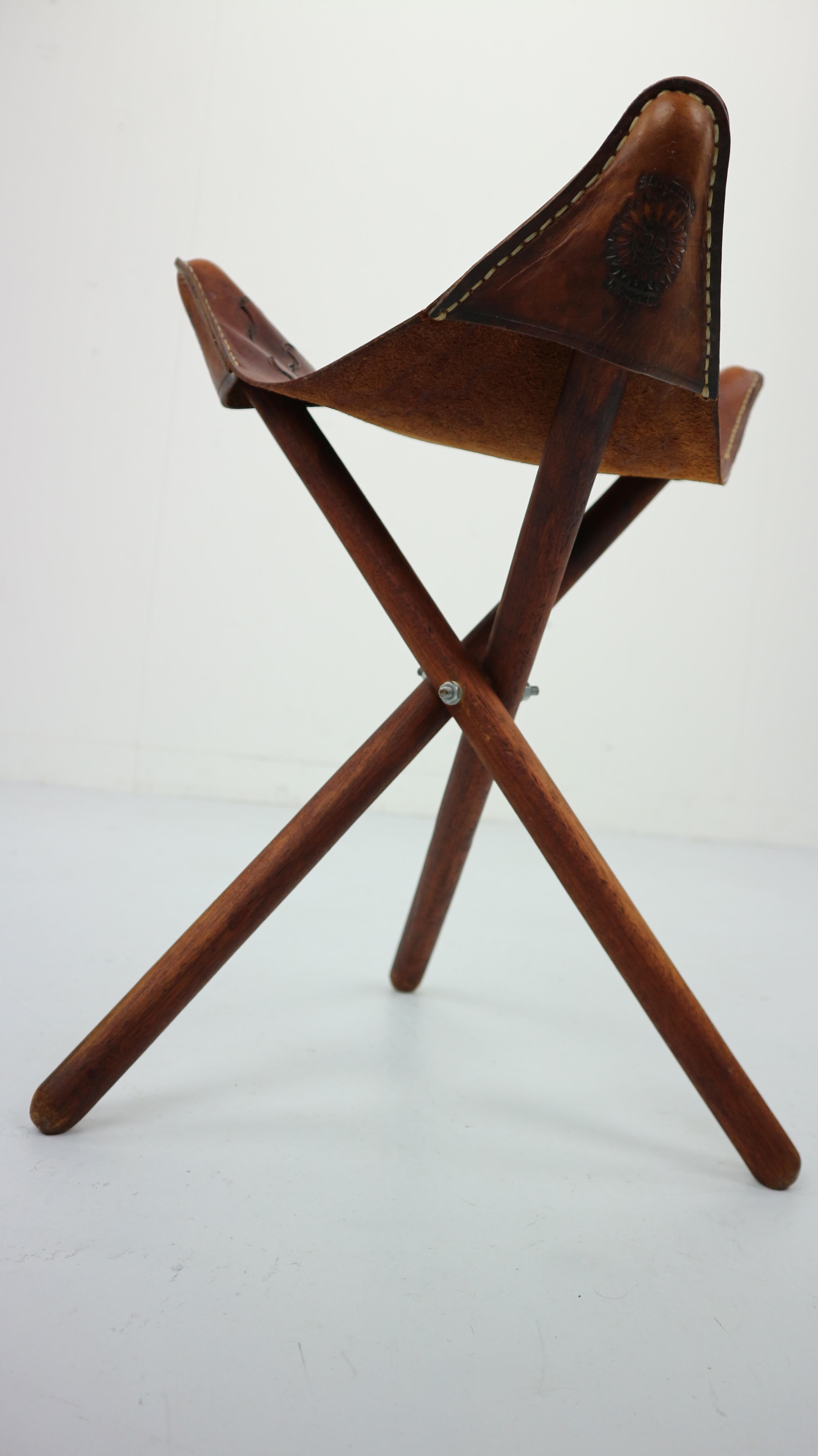 Set of 2 Vintage Mexican Tooled Leather Tripod Saddle Stools, 1940s 3