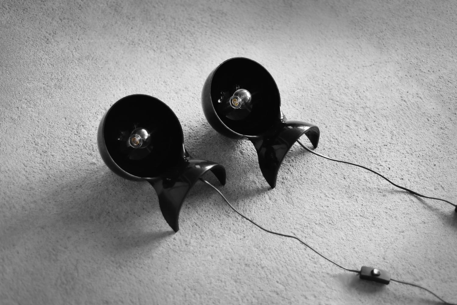 Space Age Set of 2 Vintage Modern Black Dalù Table Lamp by Vico Magistretti for Artemide For Sale