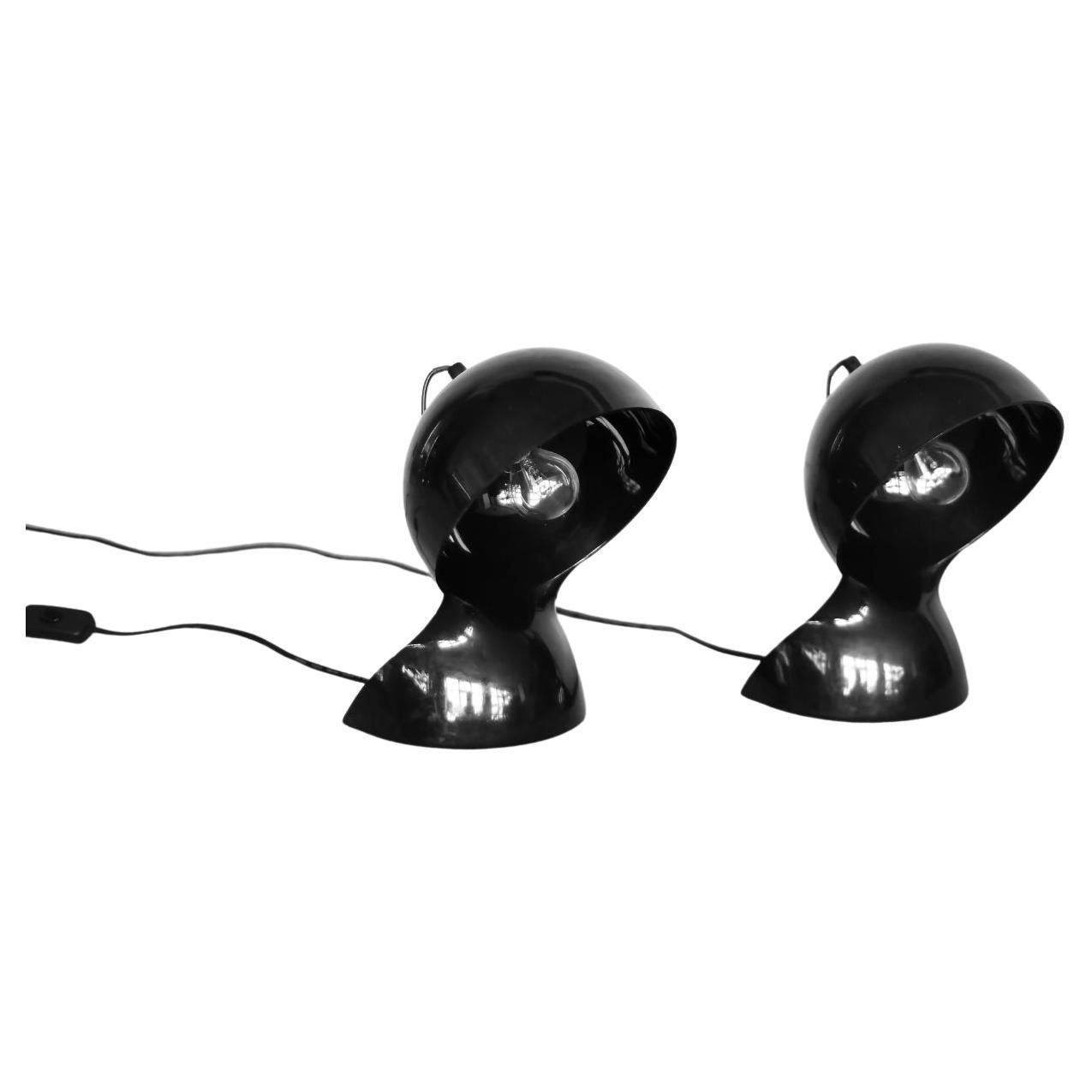 Set of 2 Vintage Modern Black Dalù Table Lamp by Vico Magistretti for Artemide For Sale