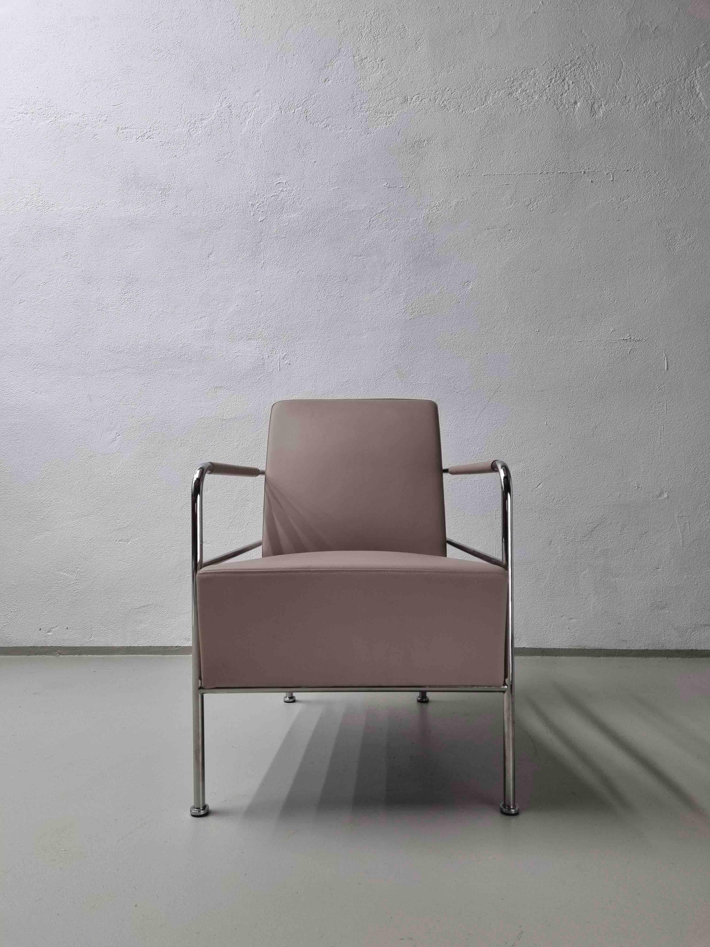 Satz von 2 Sesseln aus nudefarbenem Leder „Cinema“ im Vintage-Stil von Gunilla Allard, 1990er Jahre (Minimalistisch) im Angebot