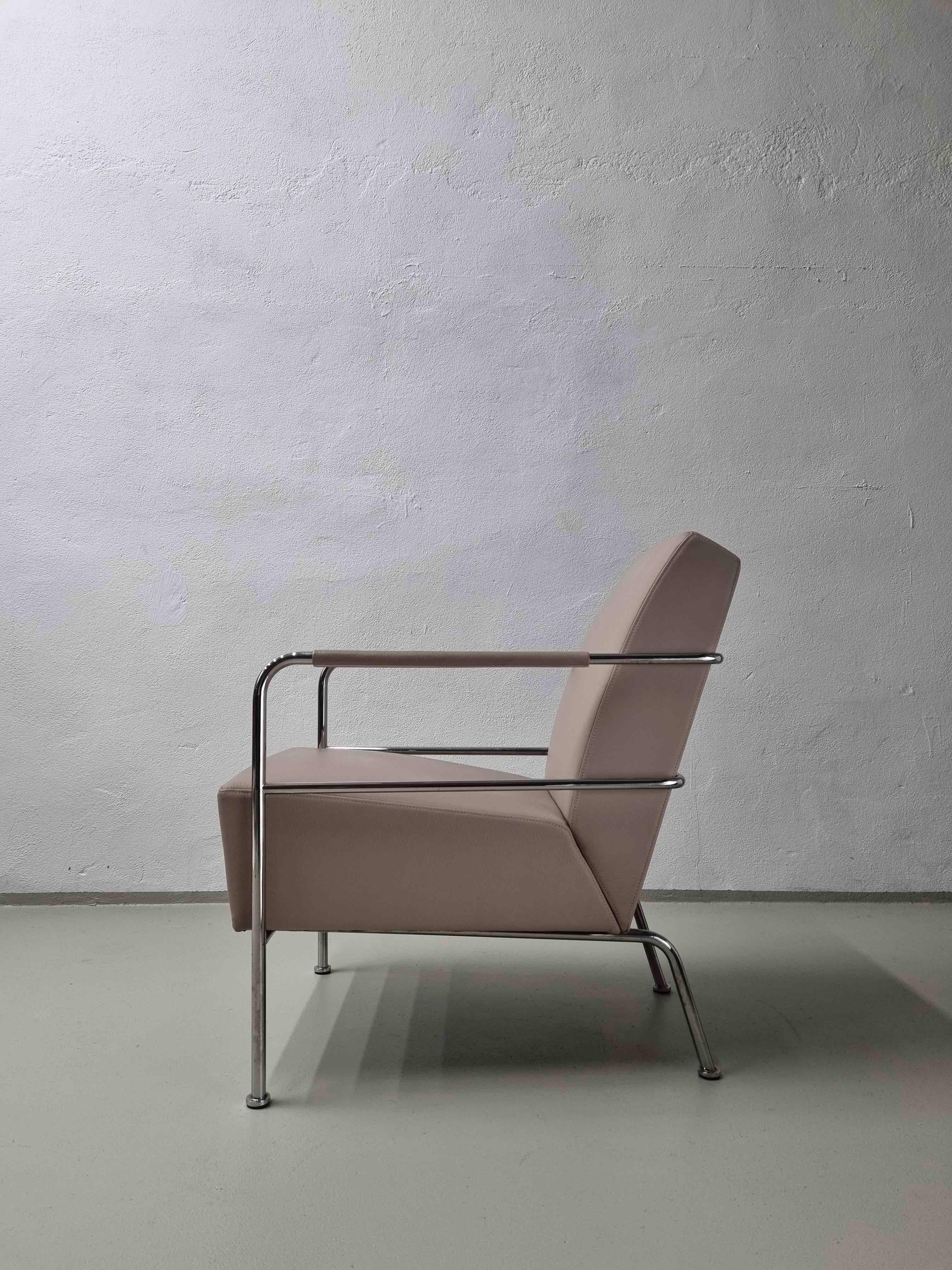 Satz von 2 Sesseln aus nudefarbenem Leder „Cinema“ im Vintage-Stil von Gunilla Allard, 1990er Jahre im Angebot 1