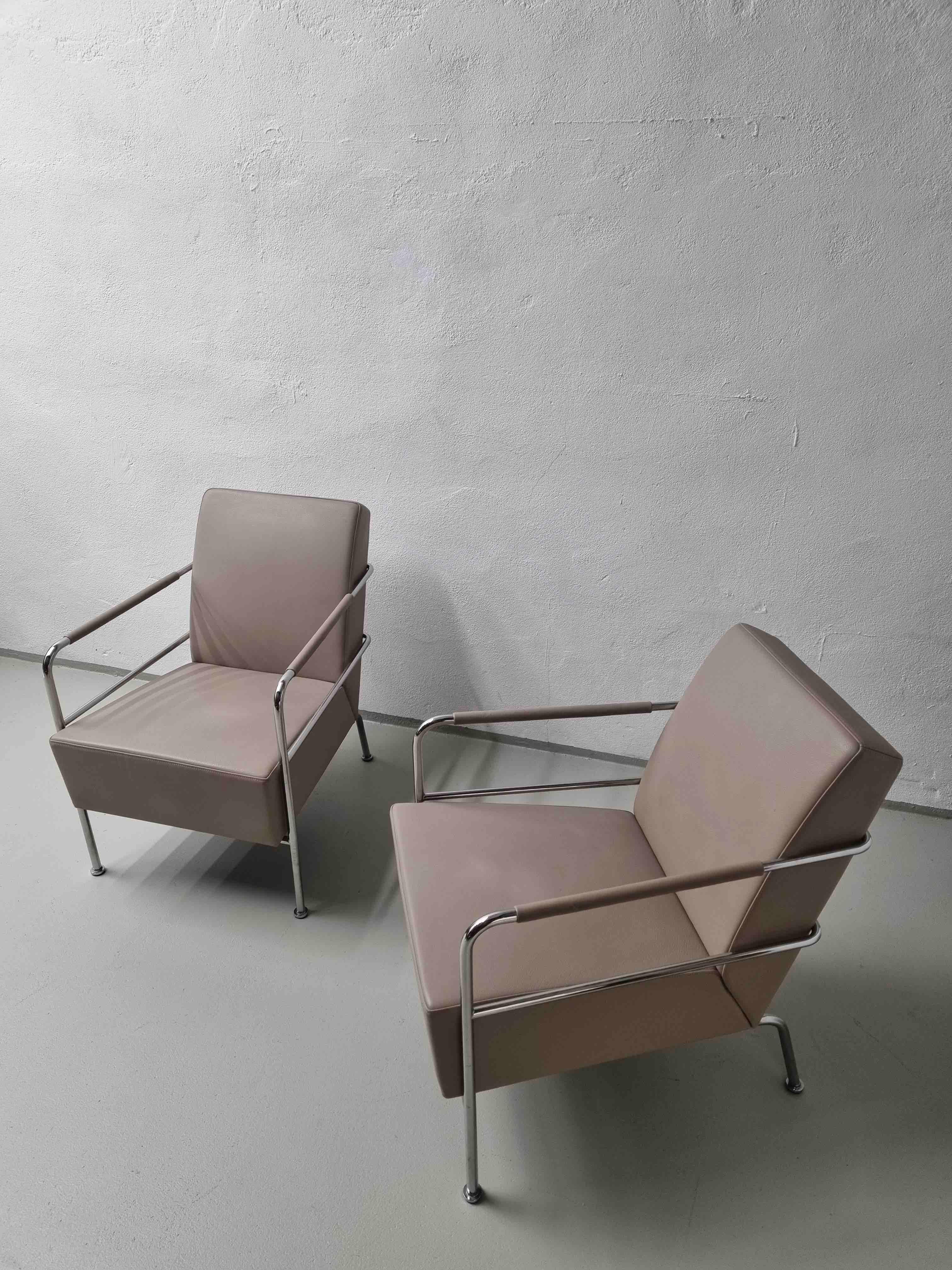 Satz von 2 Sesseln aus nudefarbenem Leder „Cinema“ im Vintage-Stil von Gunilla Allard, 1990er Jahre im Angebot 9