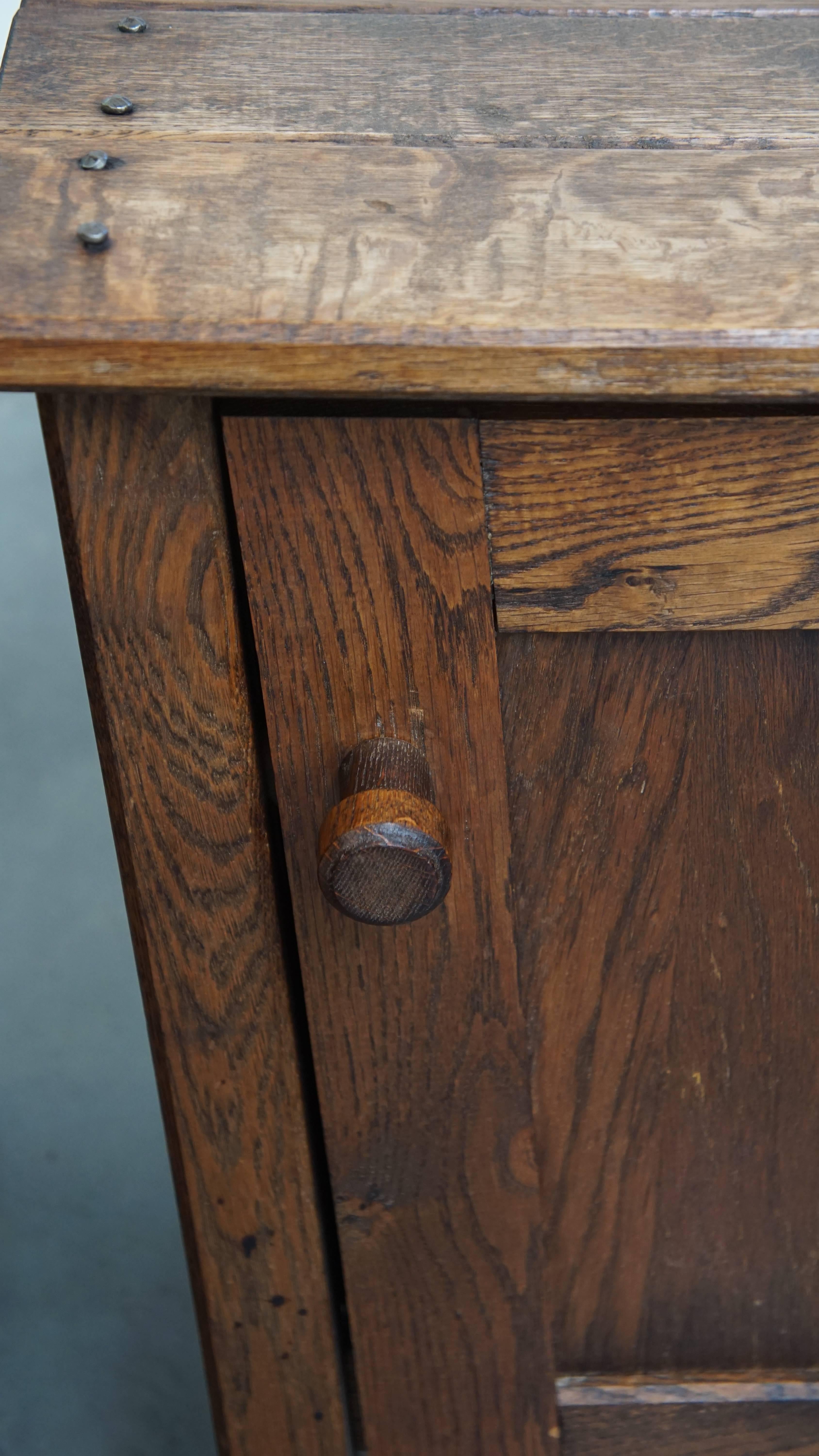 Ensemble de 2 tables de chevet / tables de nuit vintage en chêne en vente 2