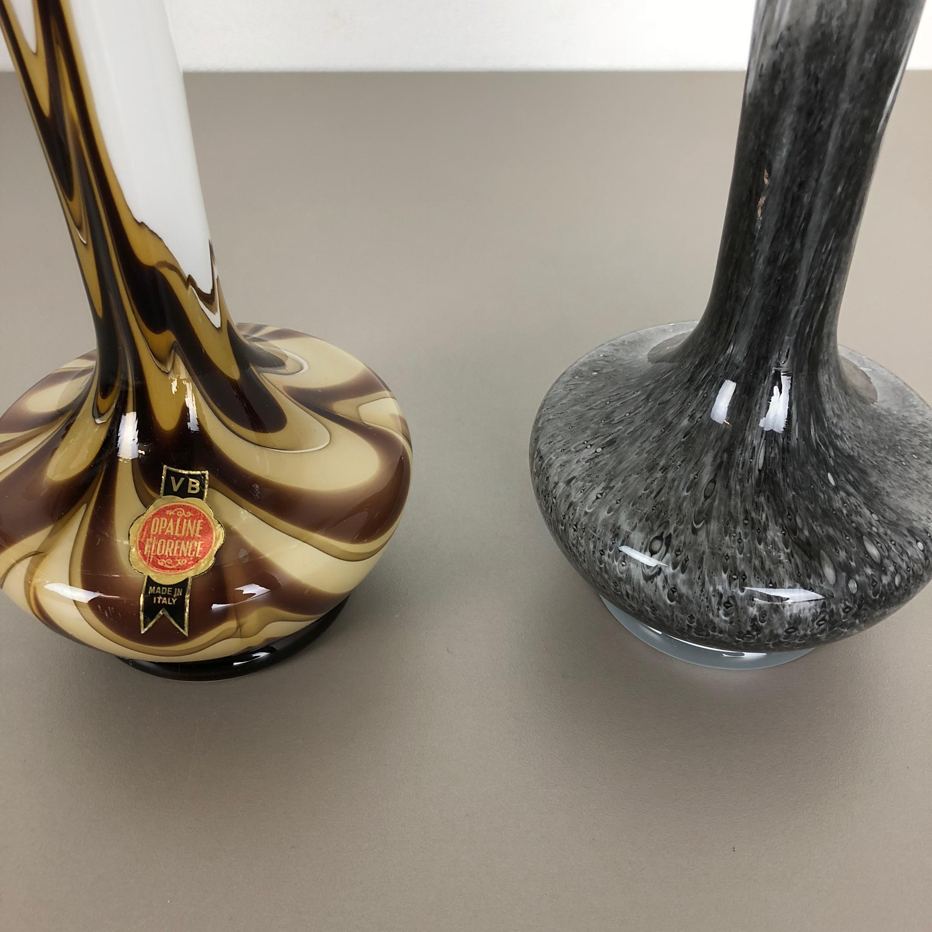Ensemble de 2 vases Pop Art Pop Art Florence en opaline, Italie, 1970 en vente 1