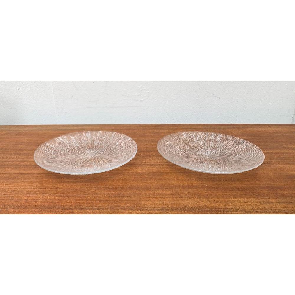 Verre Ensemble de 2 assiettes vintage scandinaves en verre d'écorce d'arbre scandinave, 1970 en vente