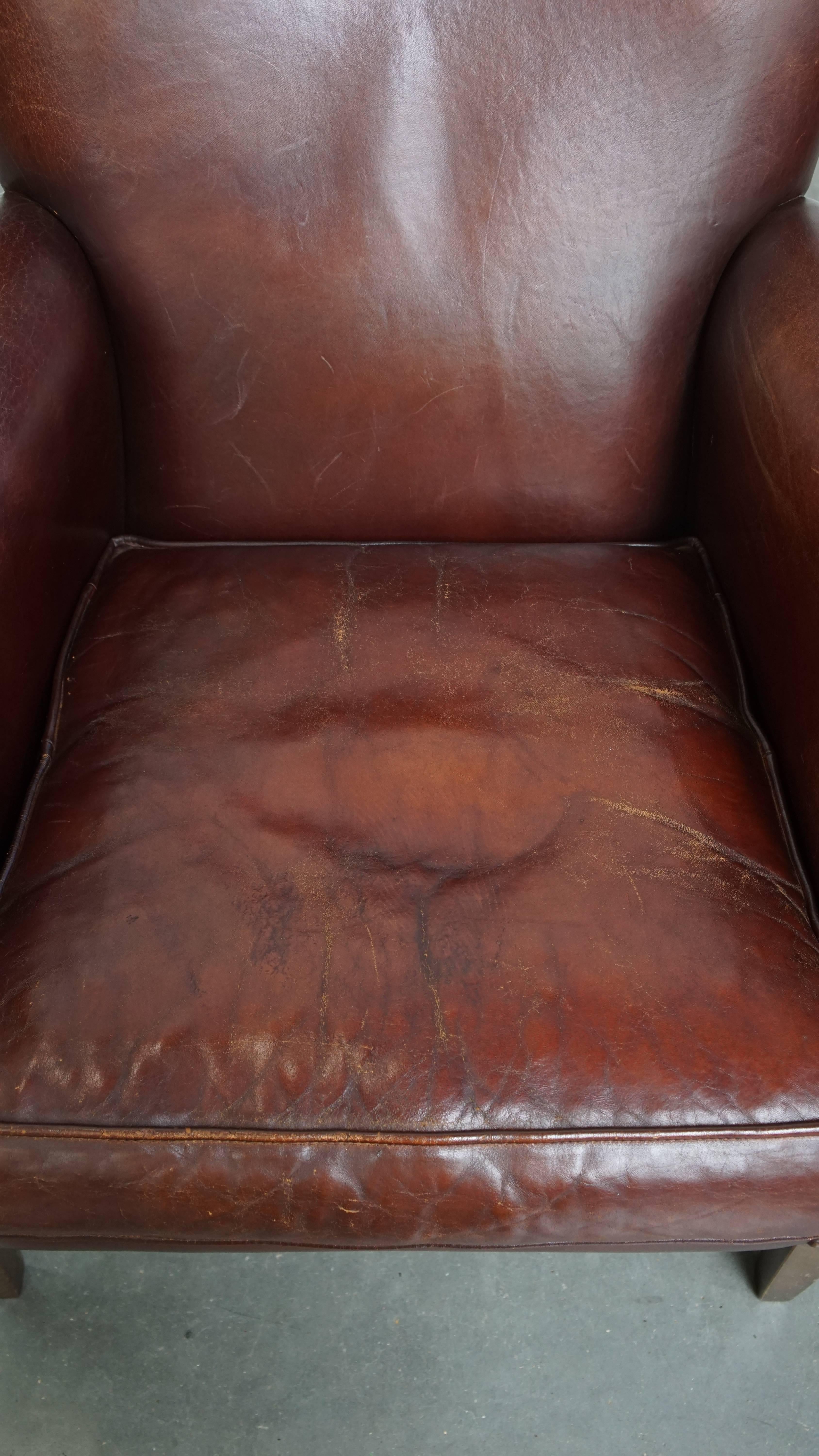 Set of 2 vintage sheepskin leather armchairs In Fair Condition For Sale In Harderwijk, NL