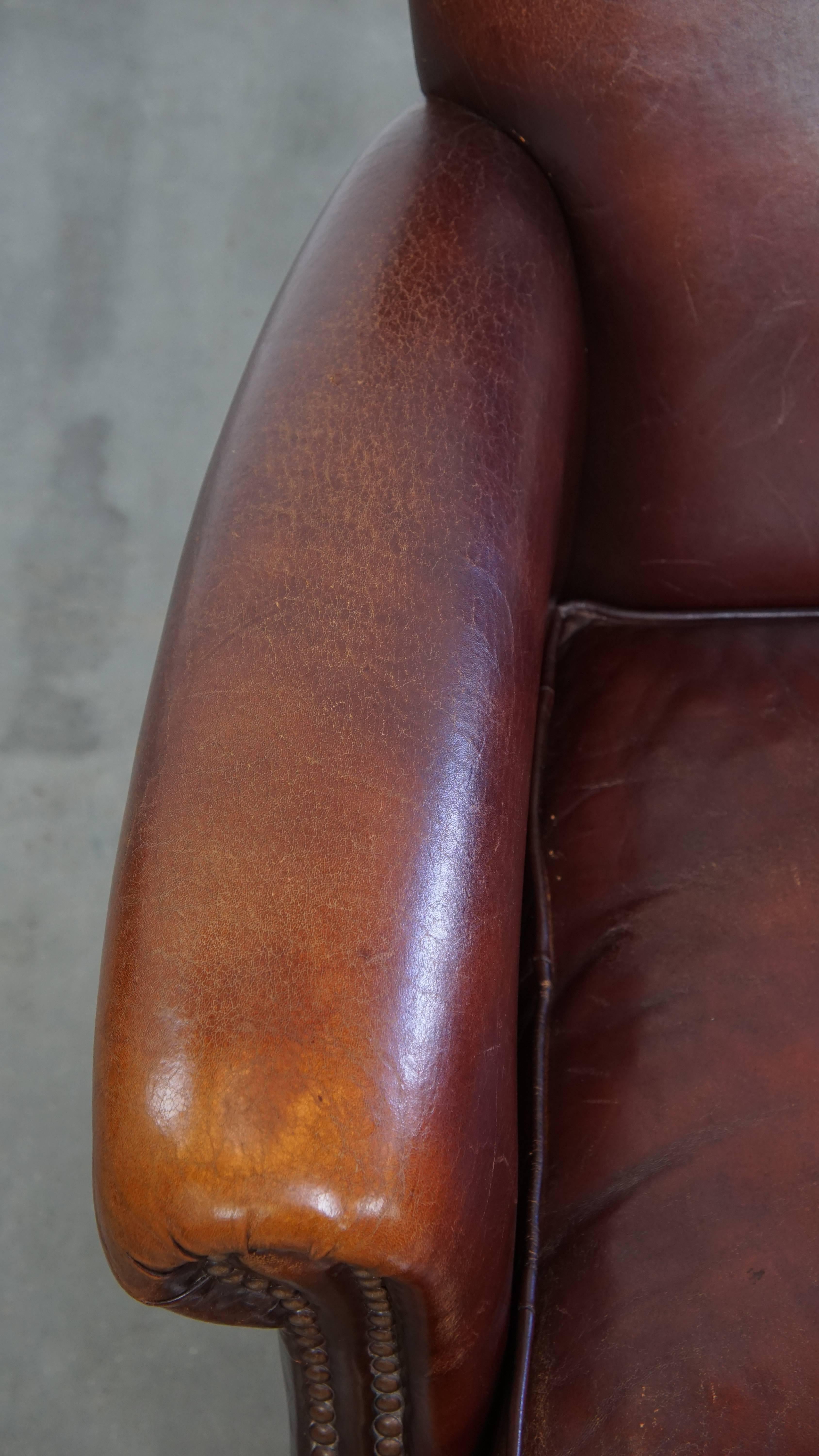 Leather Set of 2 vintage sheepskin leather armchairs For Sale